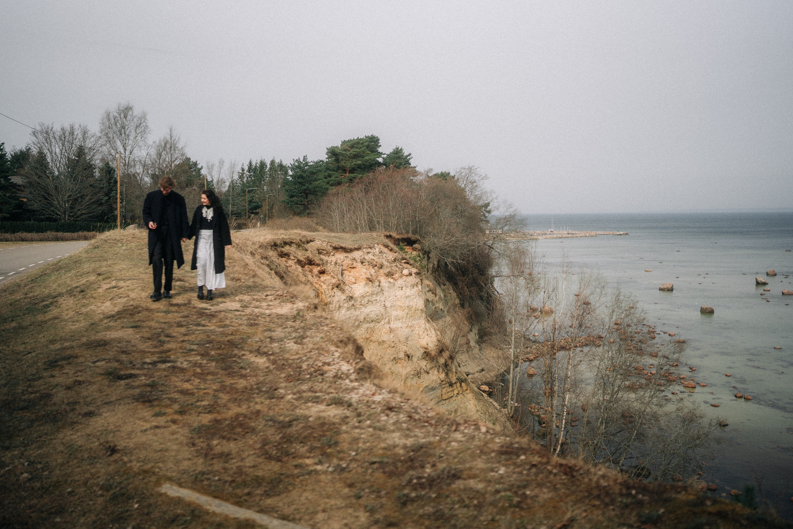In Anticipation of Summer. Couple and Family Photographer in Tallinn, Sasha Kaloshin
