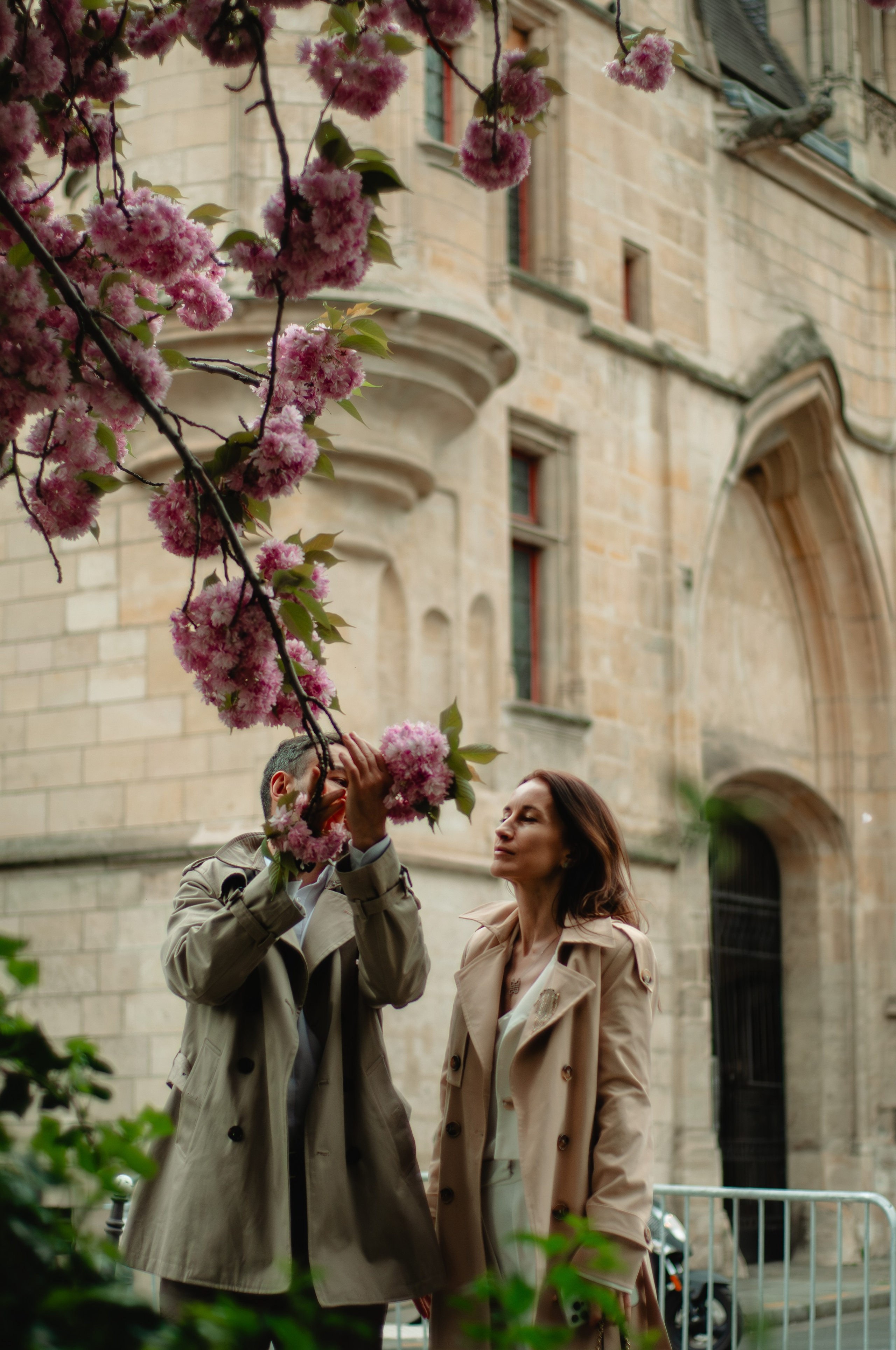 Street couple photoshoot. Paris photographer — Polina Osipova
