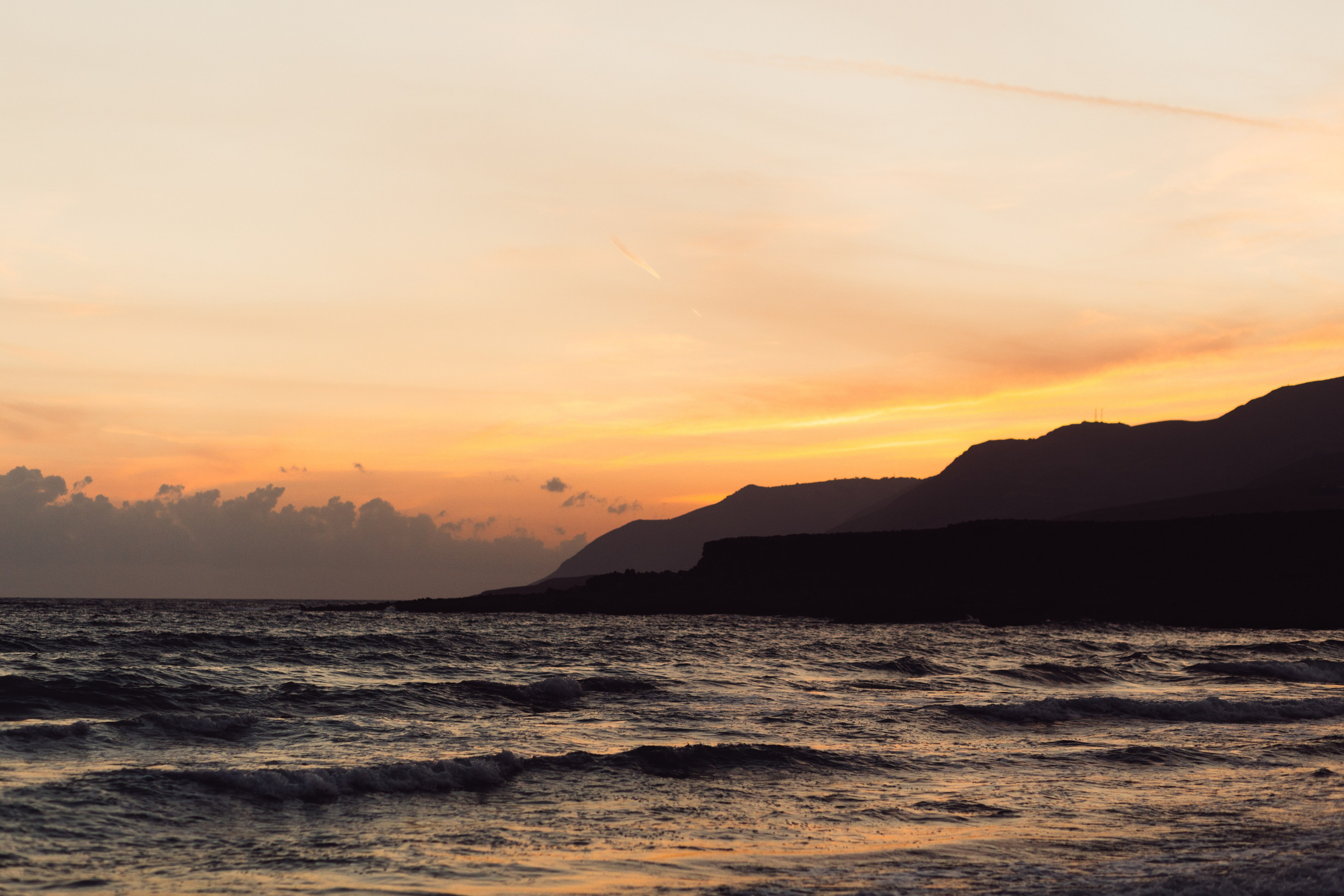 Aaron & Beata, Crete. Denny Savon — Photographer in Santorini | Weddings, Love Stories & Flying Dress