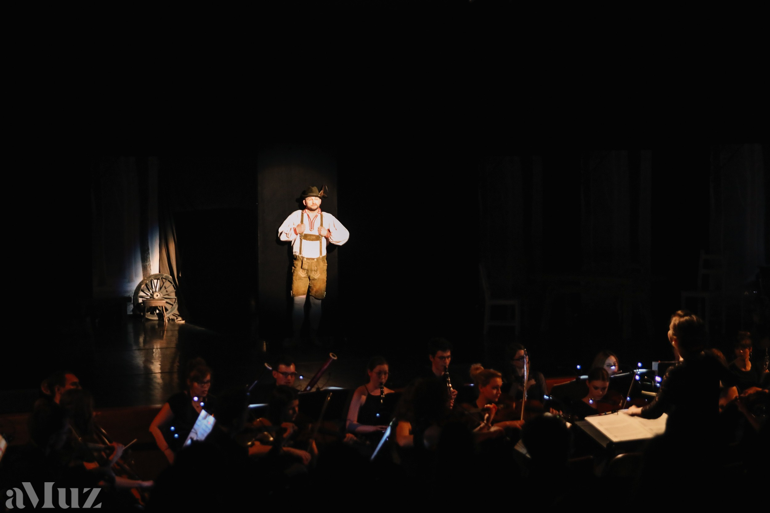 Opera Łąkowa. Fotograf Ślubny Warszawa - Sesje Biznesowe Rodzinne Eventy