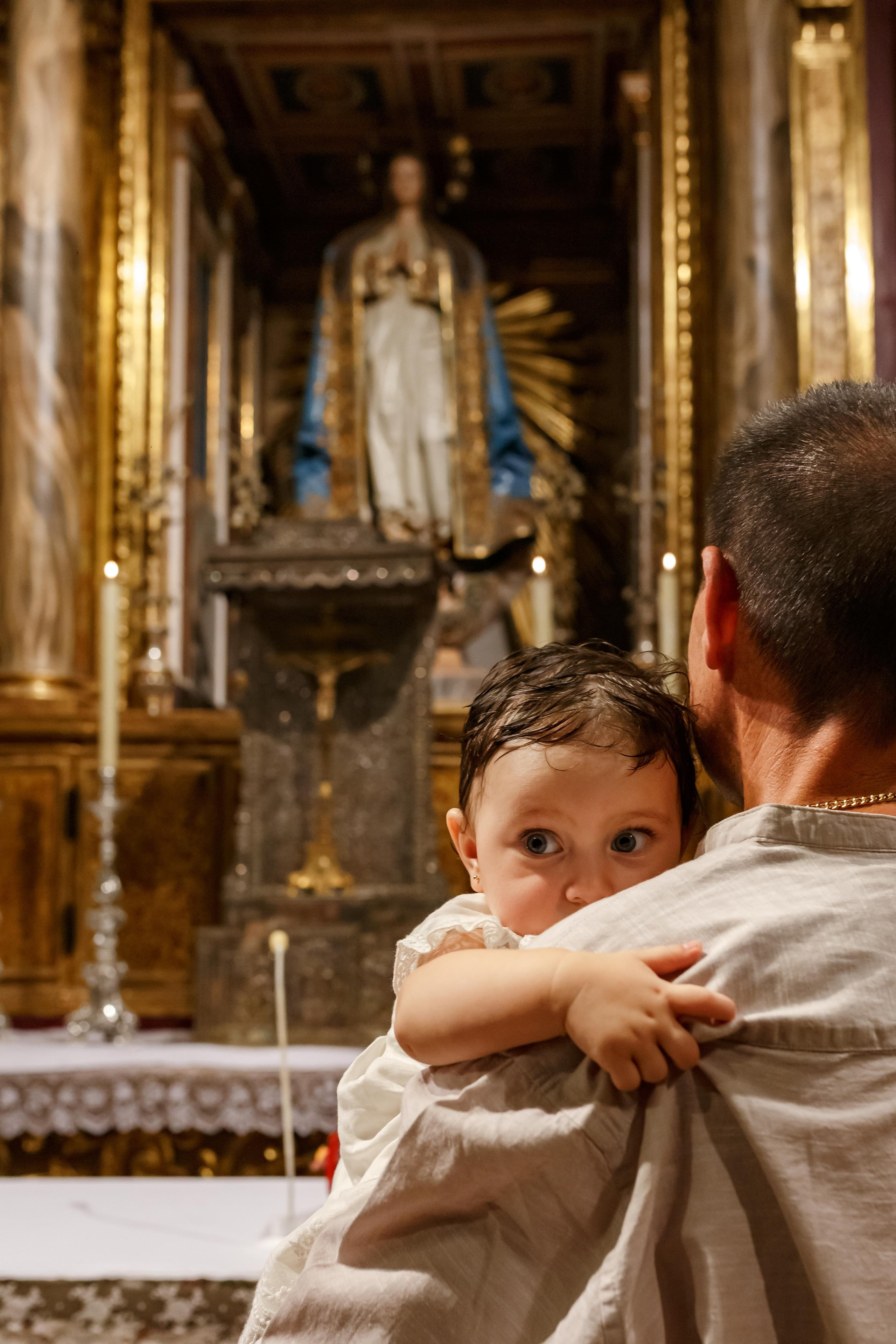 Bautizo con Camilia. Fotógrafo de retrato, familia y reportajes en Valencia | España | Europa Vitalii Lumier