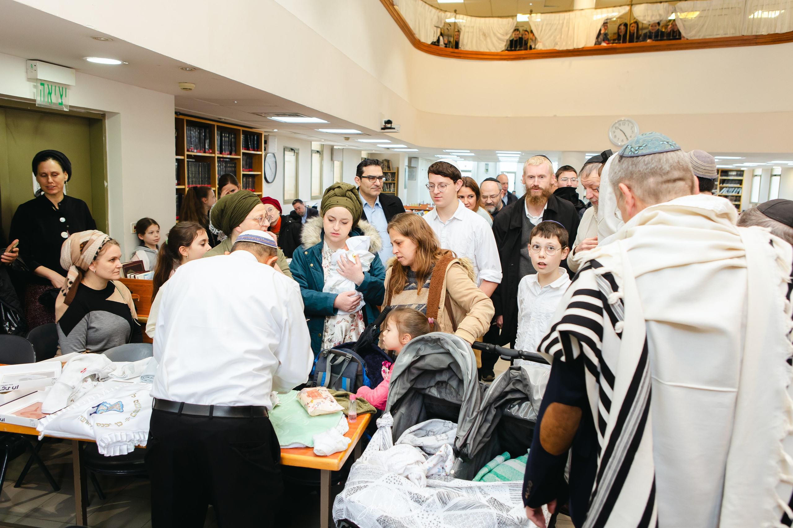 BRIT TWINS. Https://shi-photo.com/