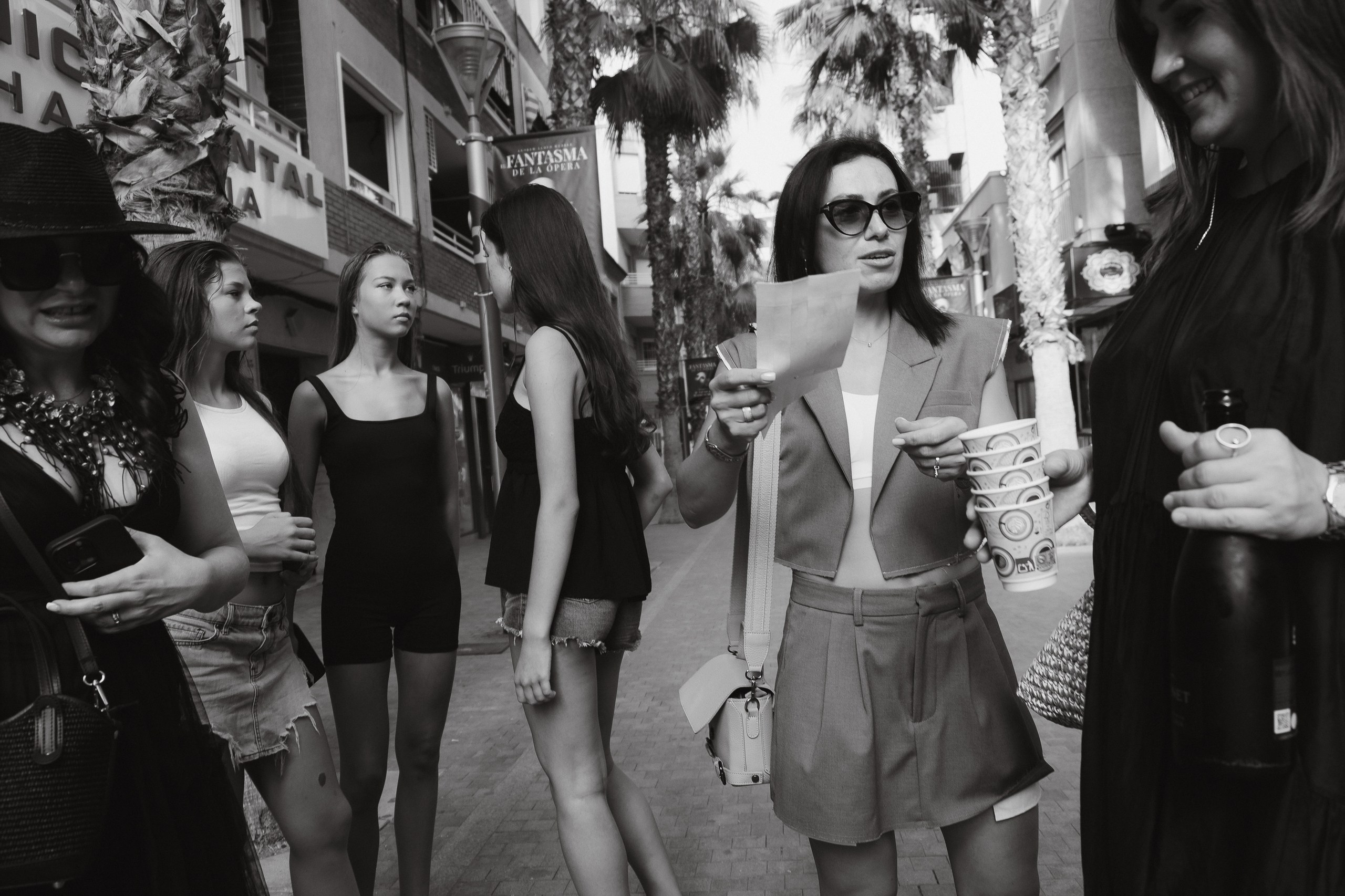 Preparación del backstage de una marca en un desfile de moda en Torrevieja — Fotógrafo de backstage Andrey Lukovnikov