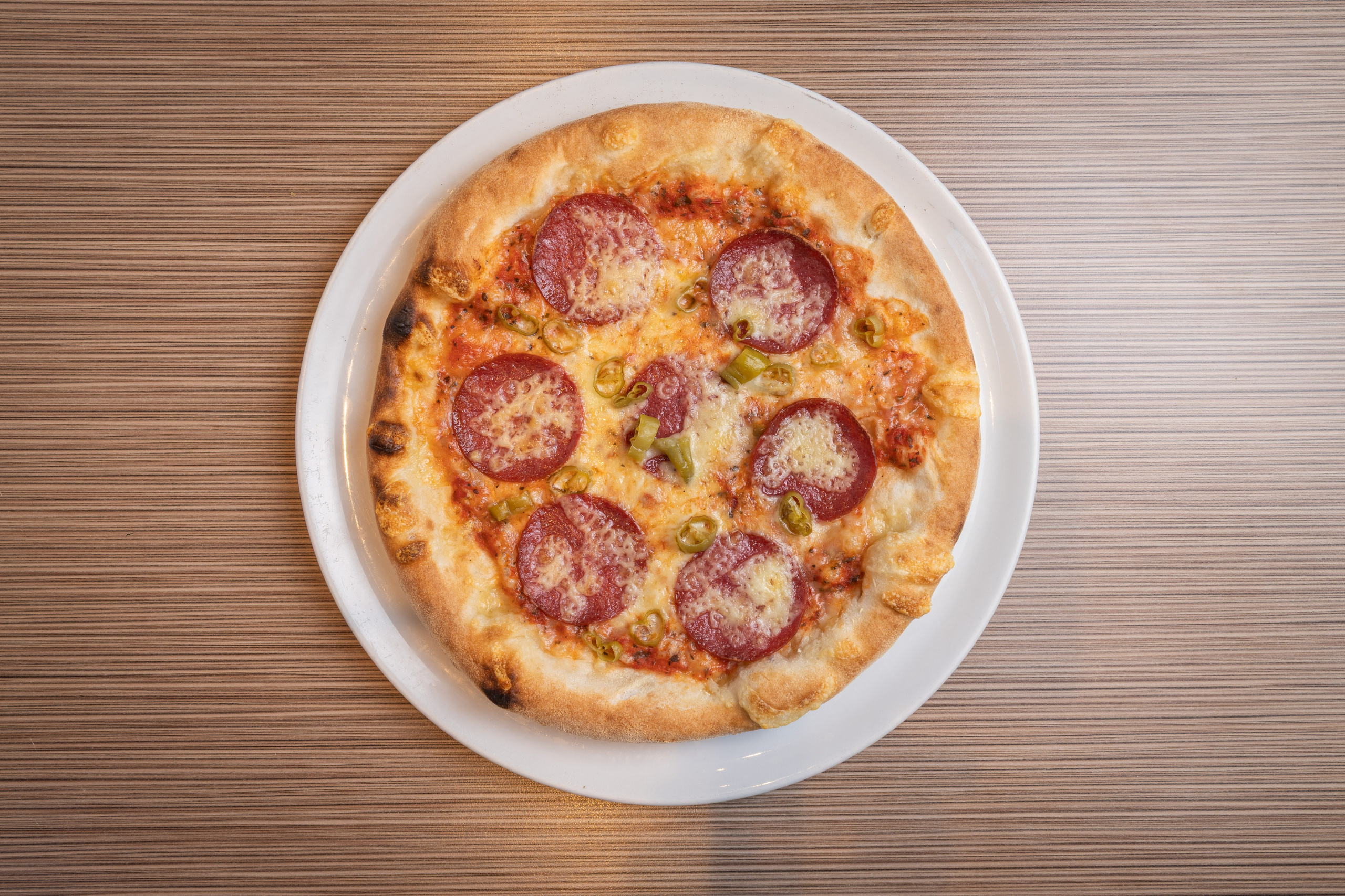 Lieferando Menu. Фотограф Сергей Невельский в Дортмунде — Эмоциональные свадебные фильмы, съемка недвижимости & индивидуальные фотоальбомы