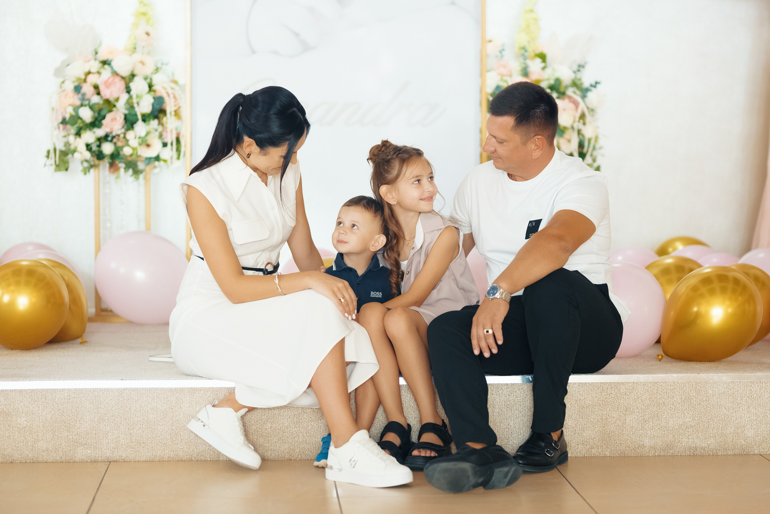 Съемка кресбин организация и проведение торжеств. Zauglom — креативная продакшн-компания полного цикла