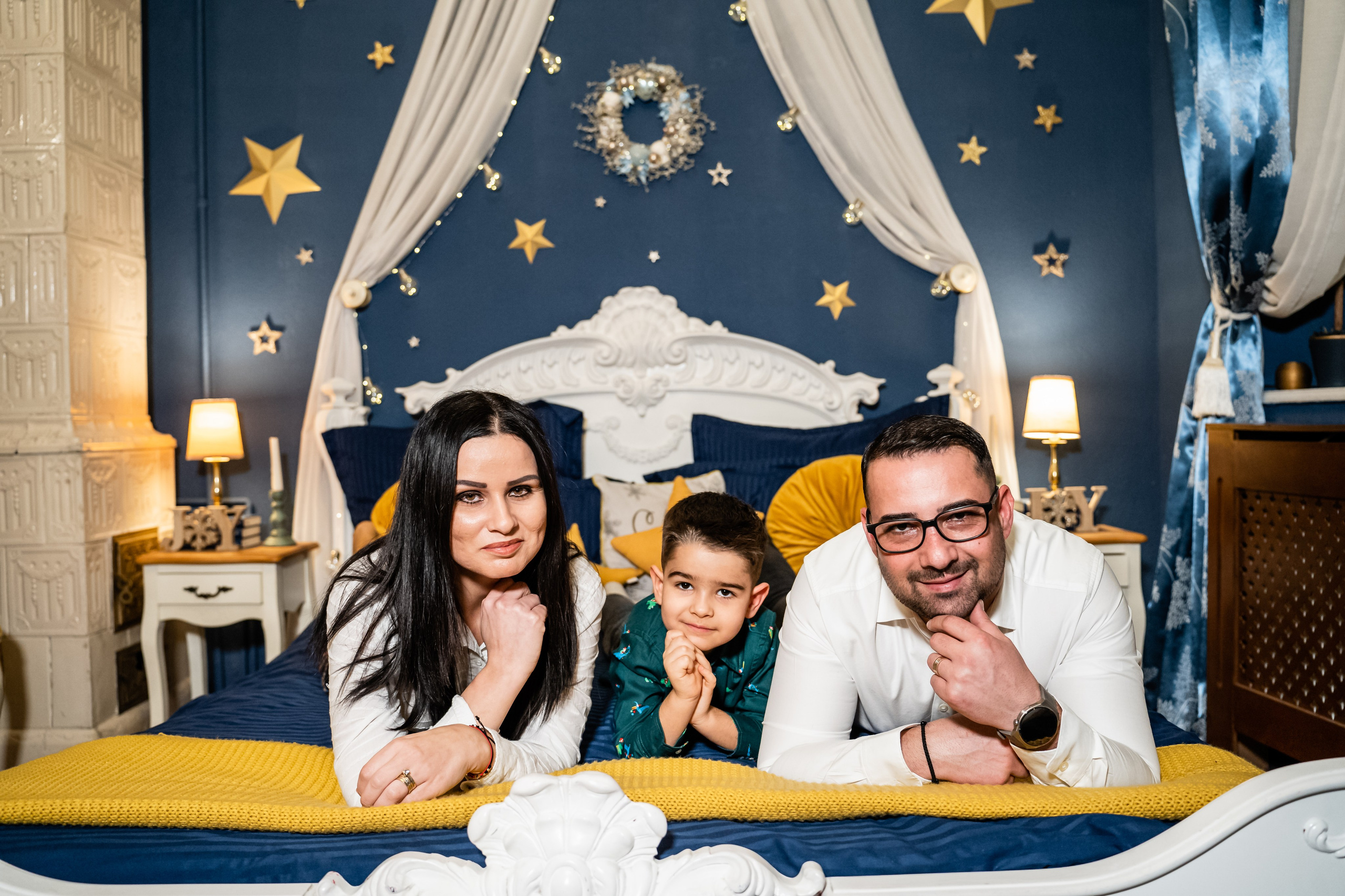 Matei and family. Acasă