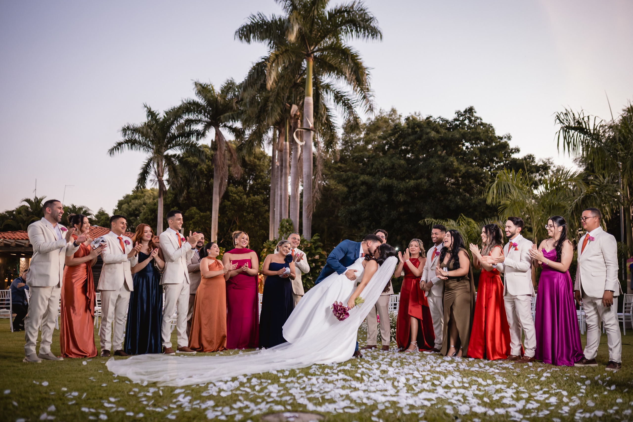 Casamentos. Aldrin Wesley Fotografia | Casamentos, ensaios e momentos que merecem ser lembrados para sempre