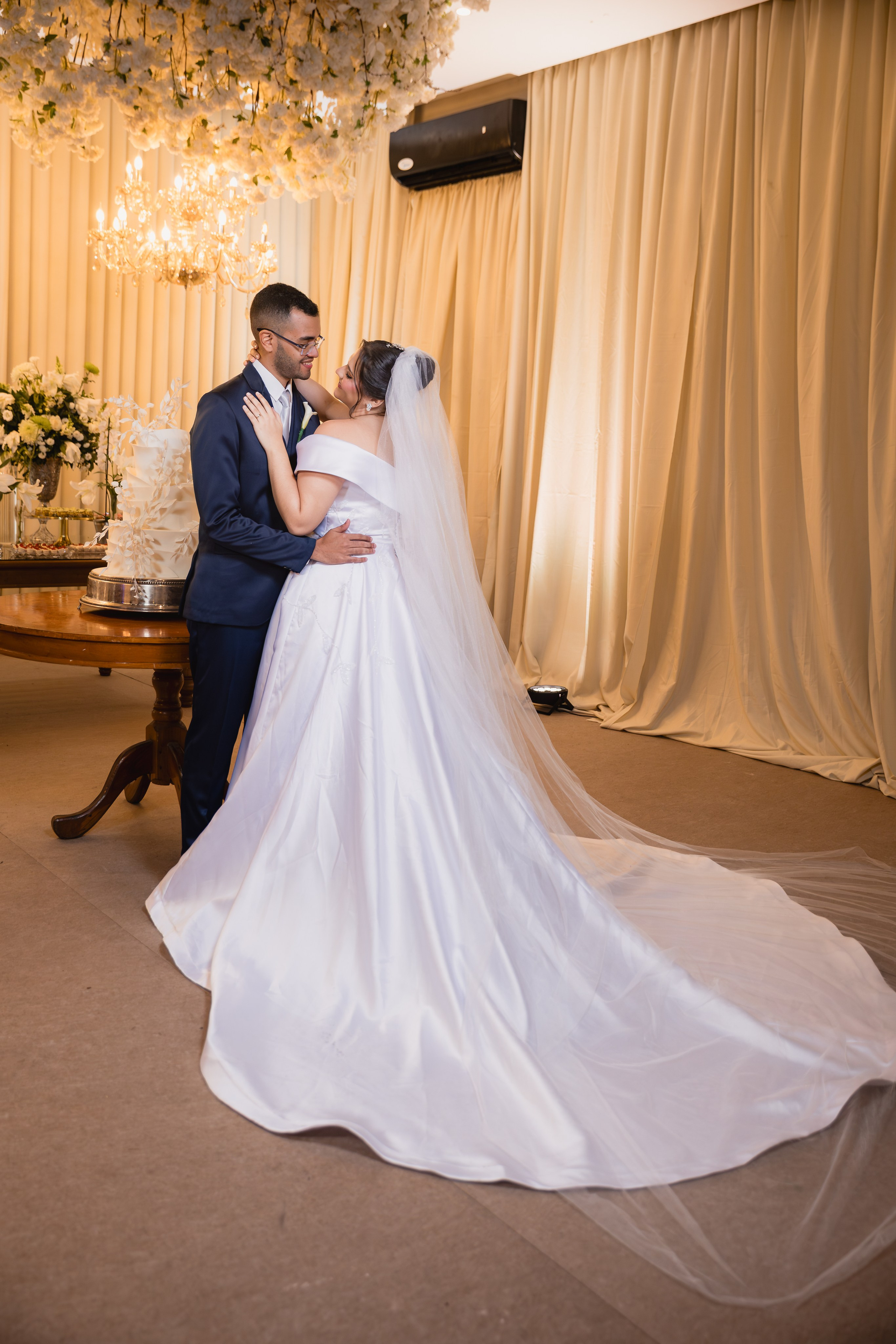 Amanda e Lucas. Aldrin Wesley Fotografia | Casamentos, ensaios e momentos que merecem ser lembrados para sempre