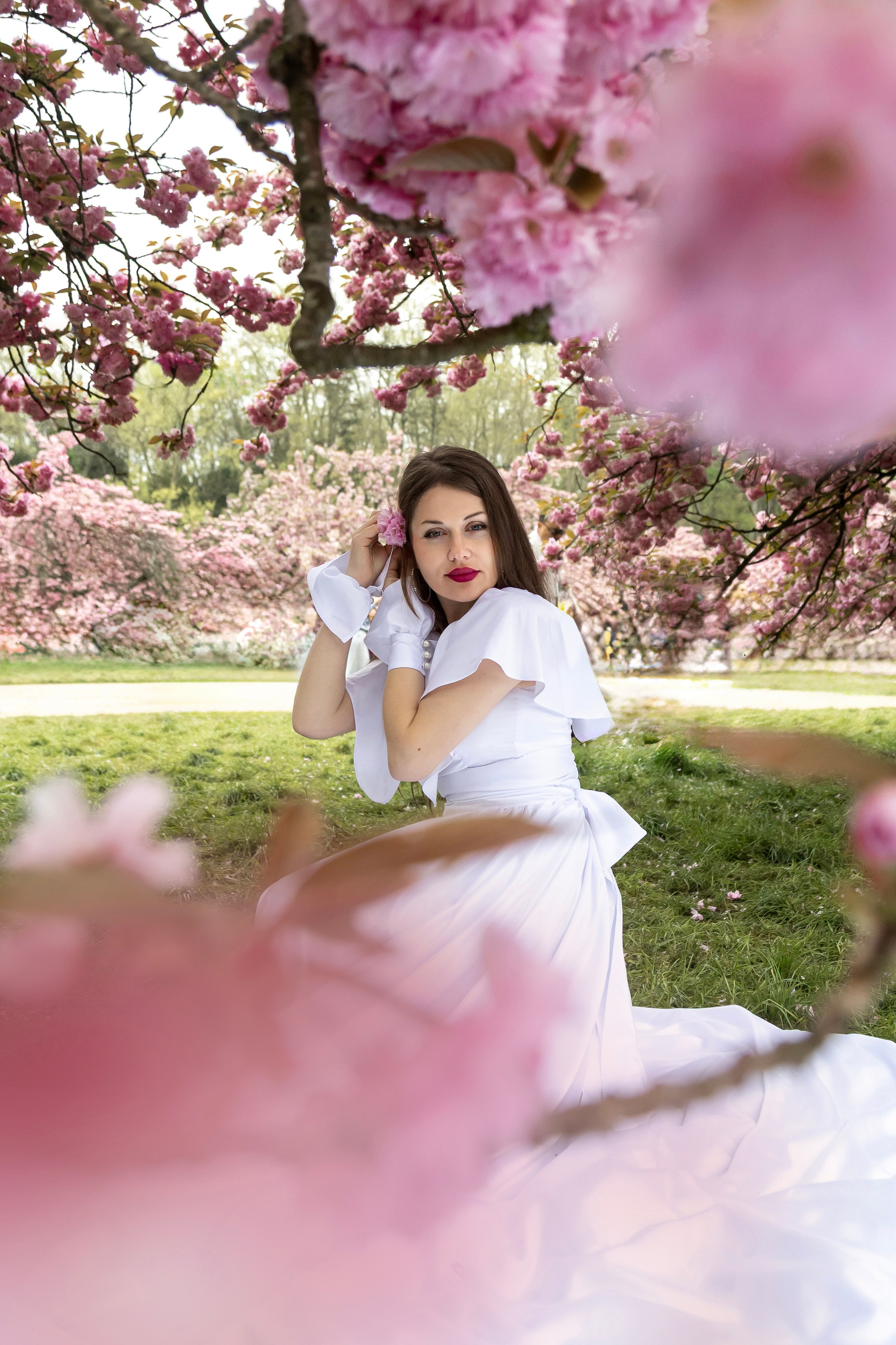 Shooting La Defence cu Lenuta. Wedding, event and family photographer in Paris, Emilian Olaru