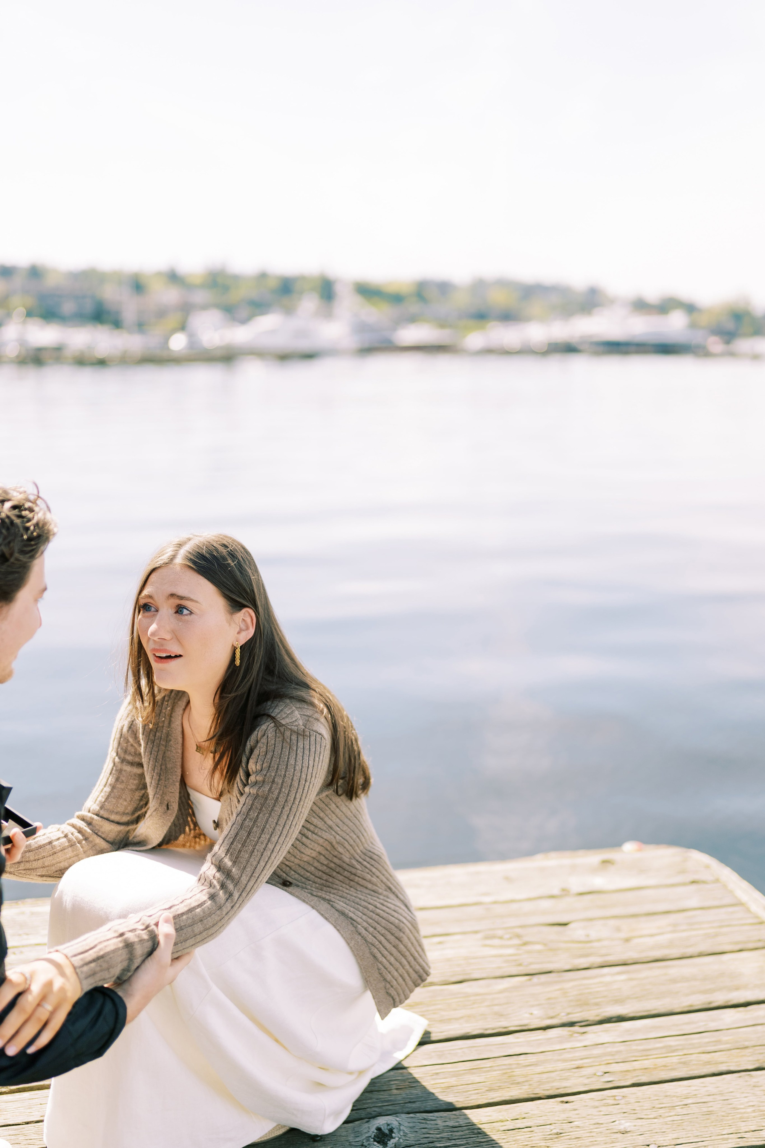 Engagement photo shoot Jake & Caroline / May 2024. Marina Park|Kirkland, WA. EVAN ARISTOV WEDDING PHOTOGRAPHY — Seattle Wedding Photographer