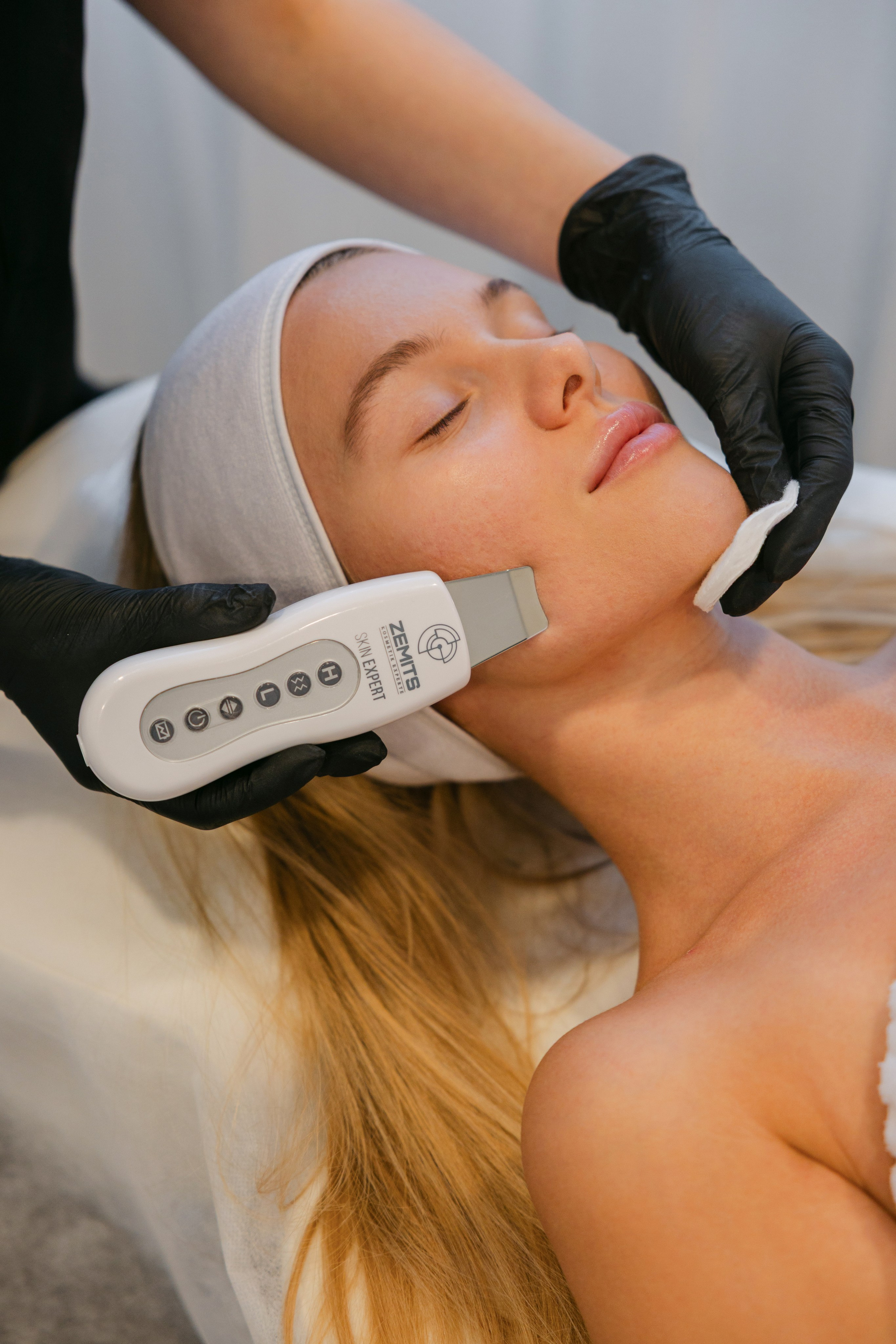 Aesthetic Specialist. Home