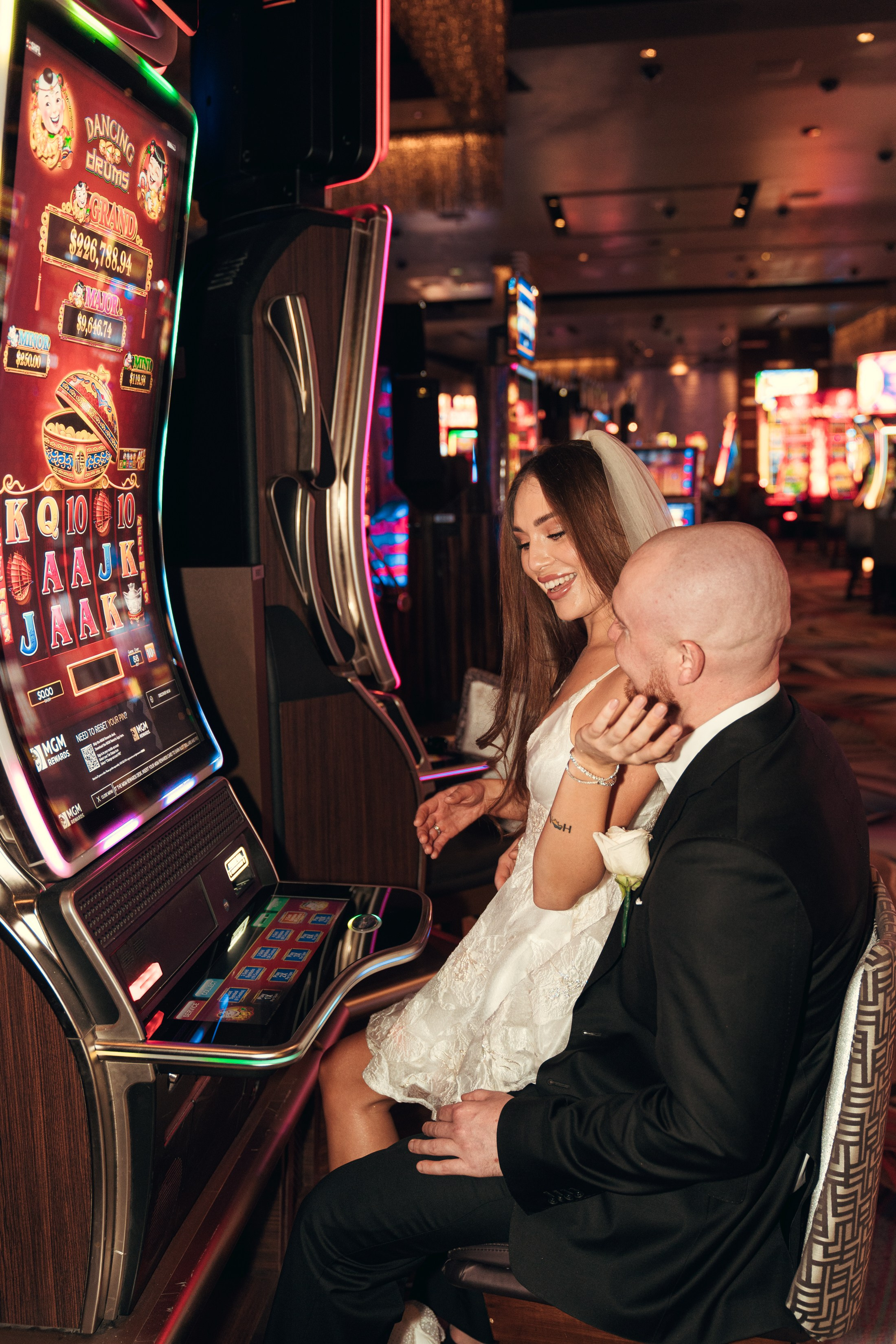 Liza&Nazar. Wedding & elopement photographer Viktoriya Kravtsov. Las Vegas