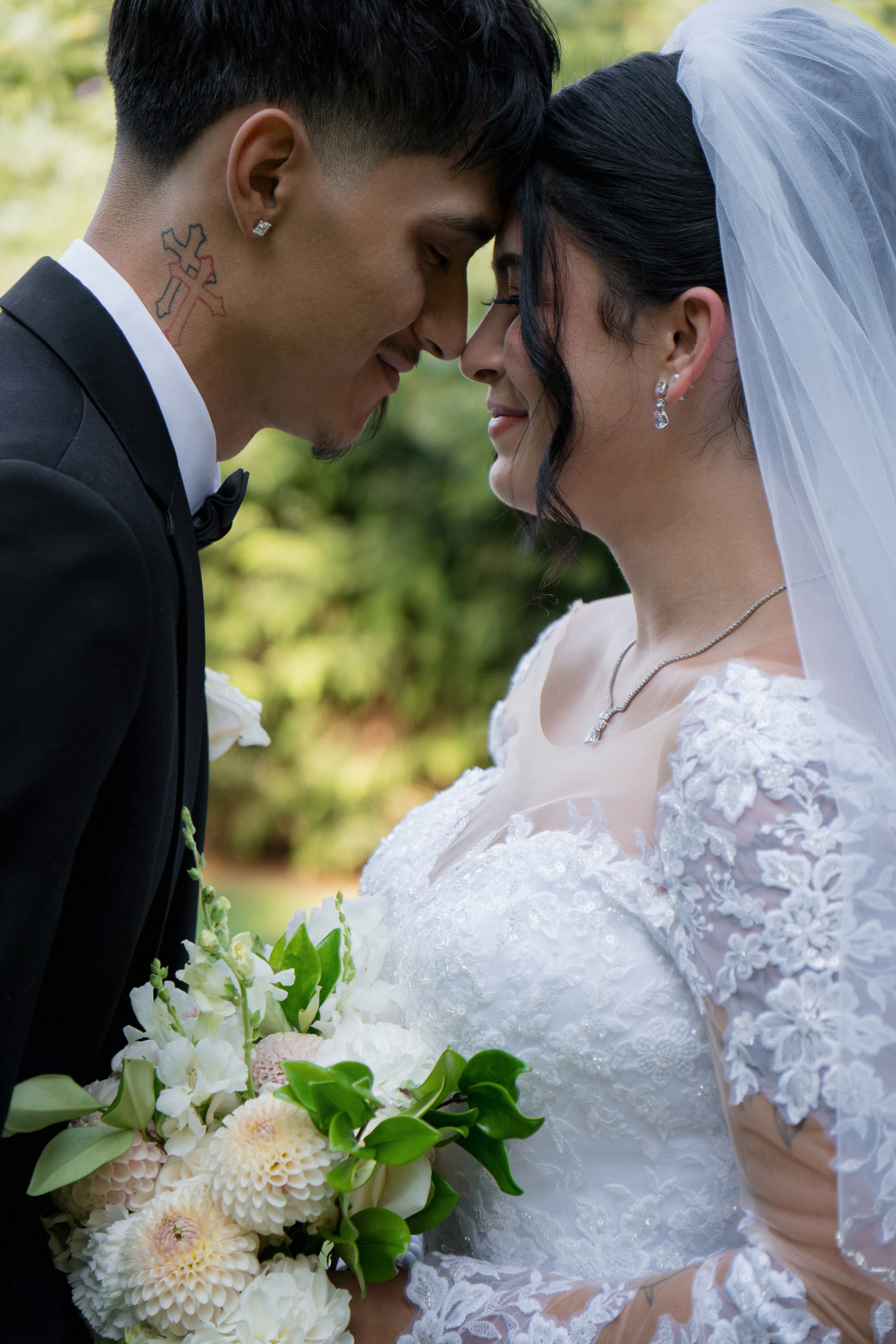 Arianna and Cristopher | Intimate Wedding. Photographer in Washington Sophia D