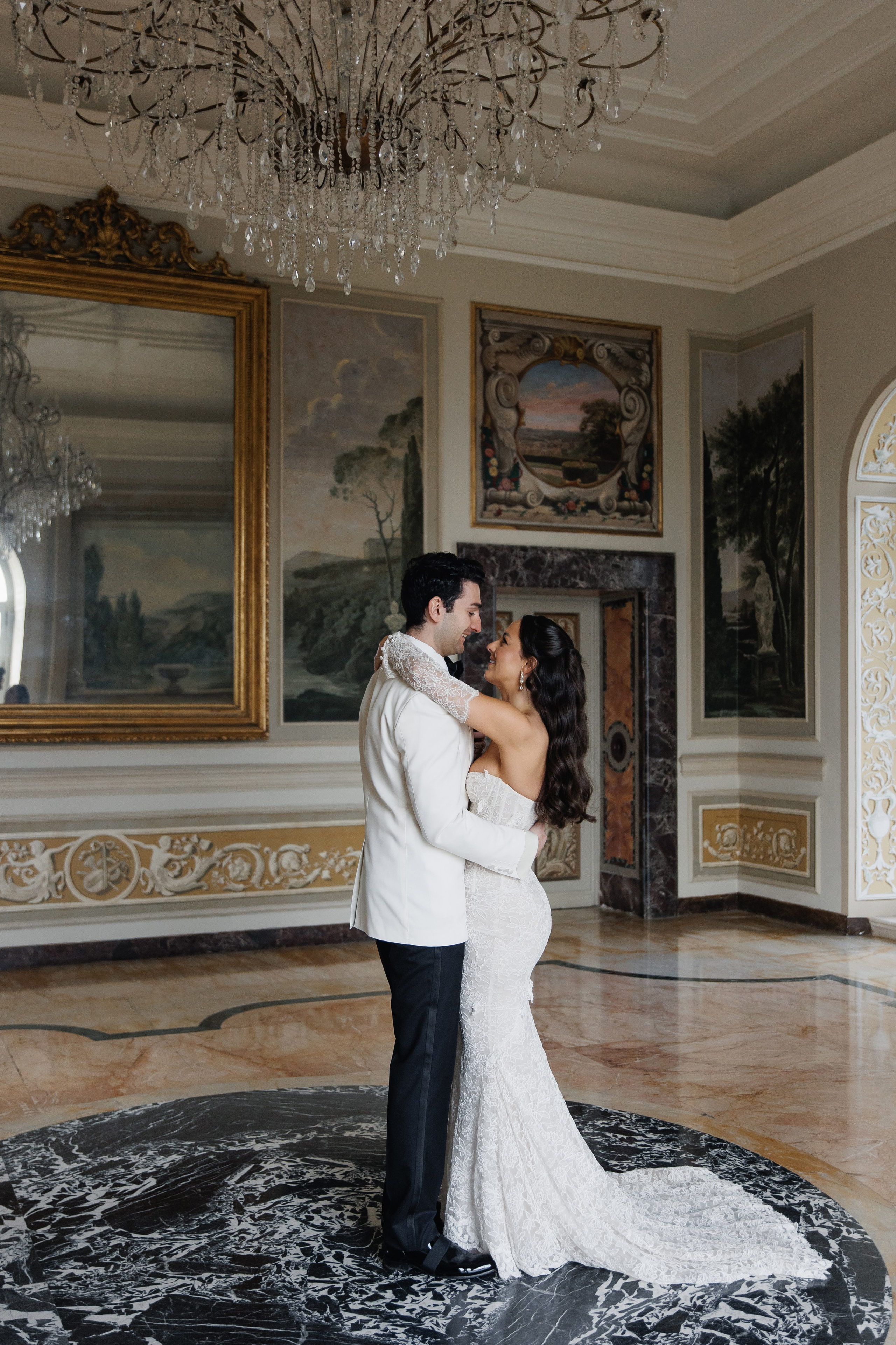 Wedding Photographer villa Miani. Wedding Photographer Rome Tuscany Como Sicily Puglia Amalfy Italy- Oksana Savenchuk