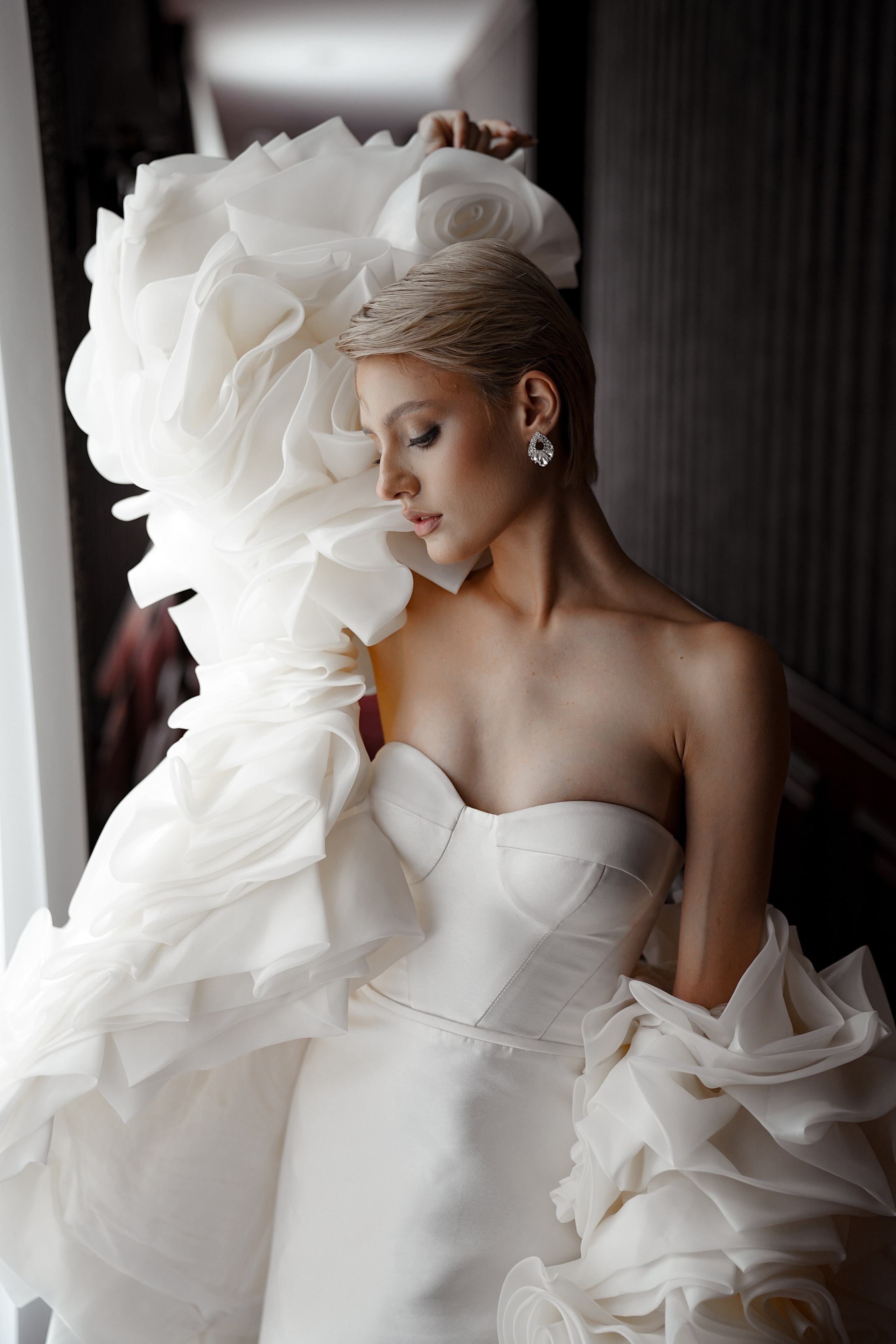 Николь Амир