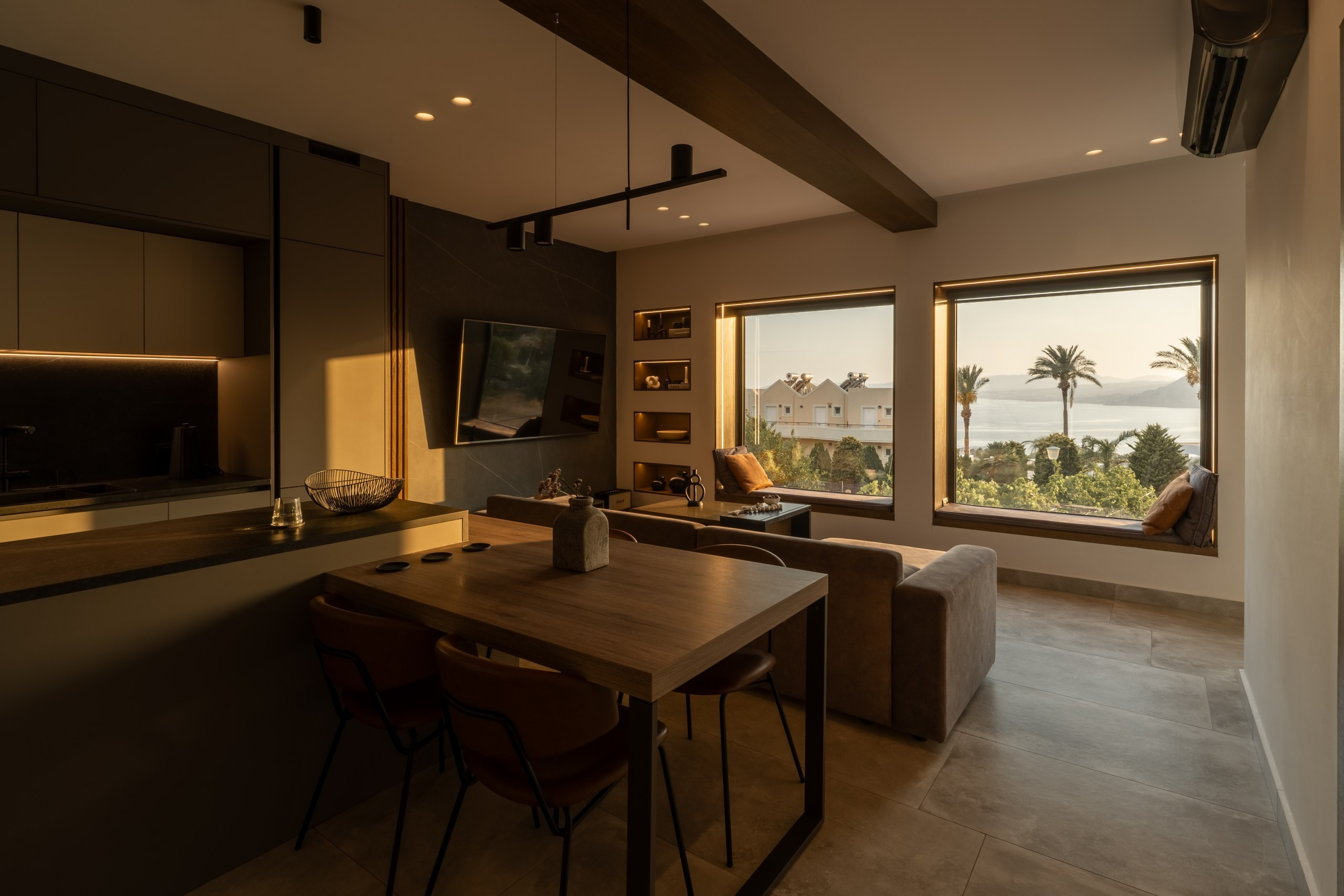 Idomenea Interior. Photo & Videos