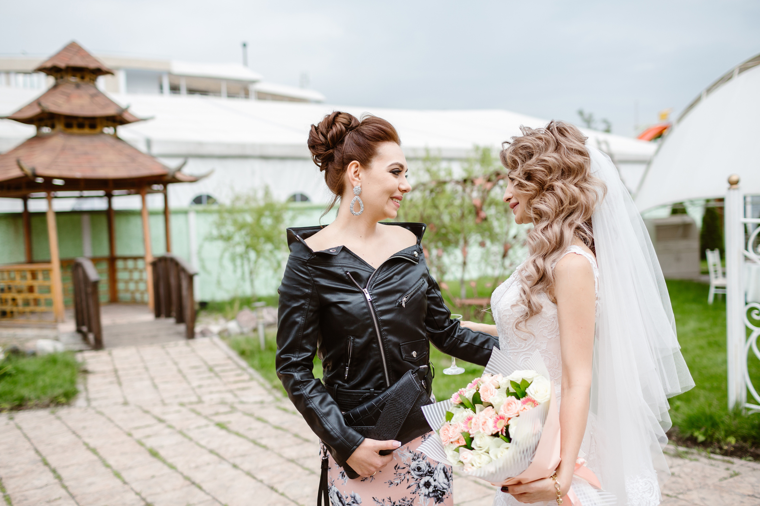 Свадьба в репортажном стиле. Фотограф в Бишкеке Оксана Шувалова