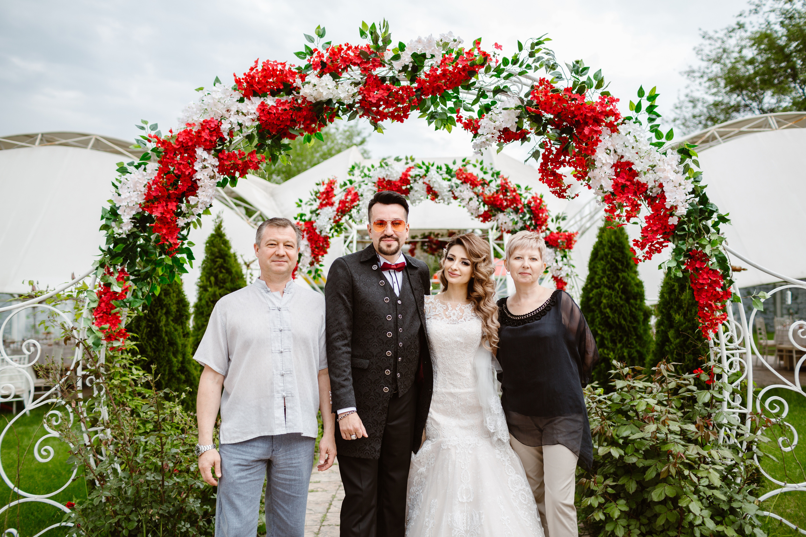 Свадьба в репортажном стиле. Фотограф в Бишкеке Оксана Шувалова