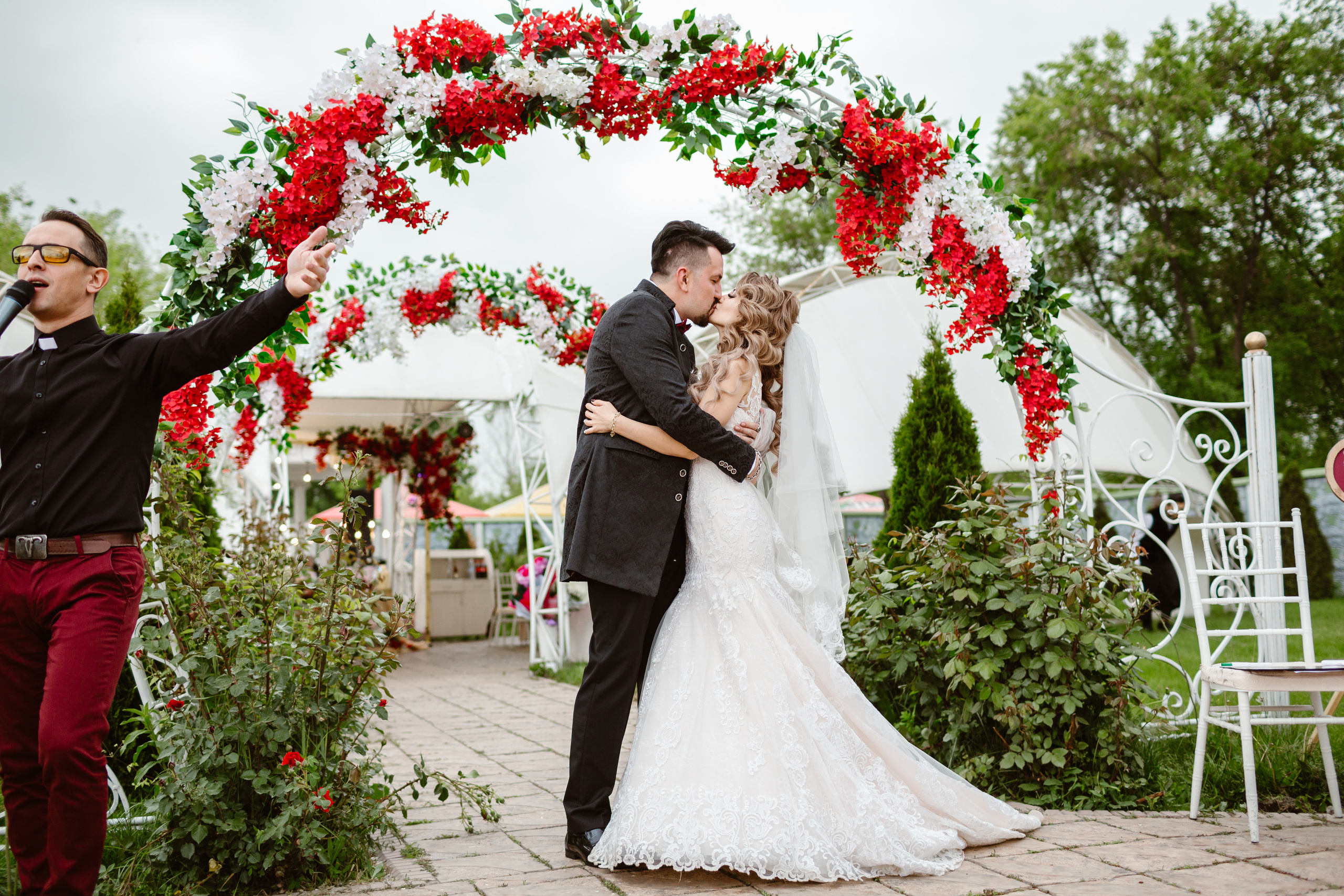 Свадьба в репортажном стиле. Фотограф в Бишкеке Оксана Шувалова