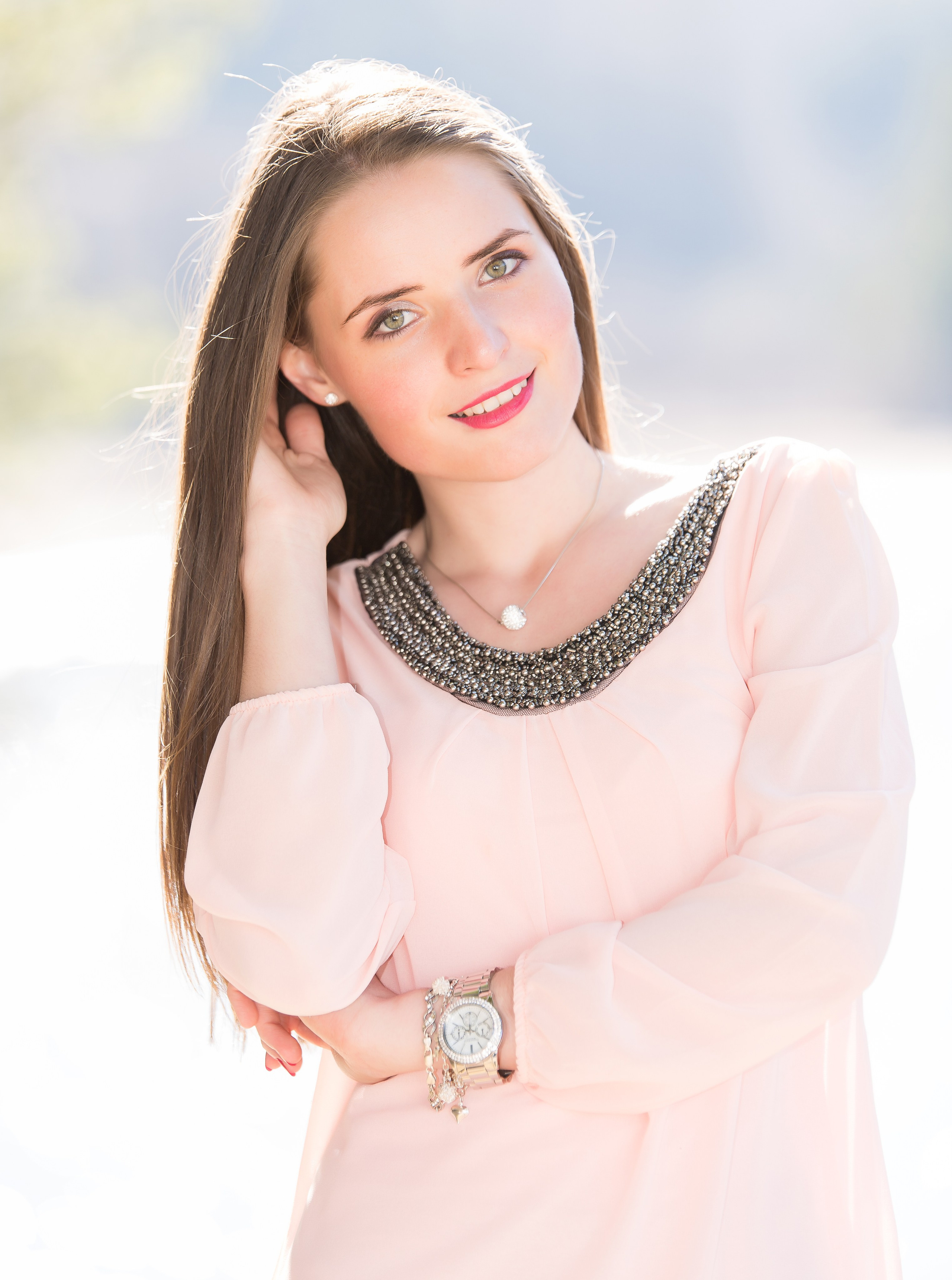 Portrete diverse — 2. Pagina principală