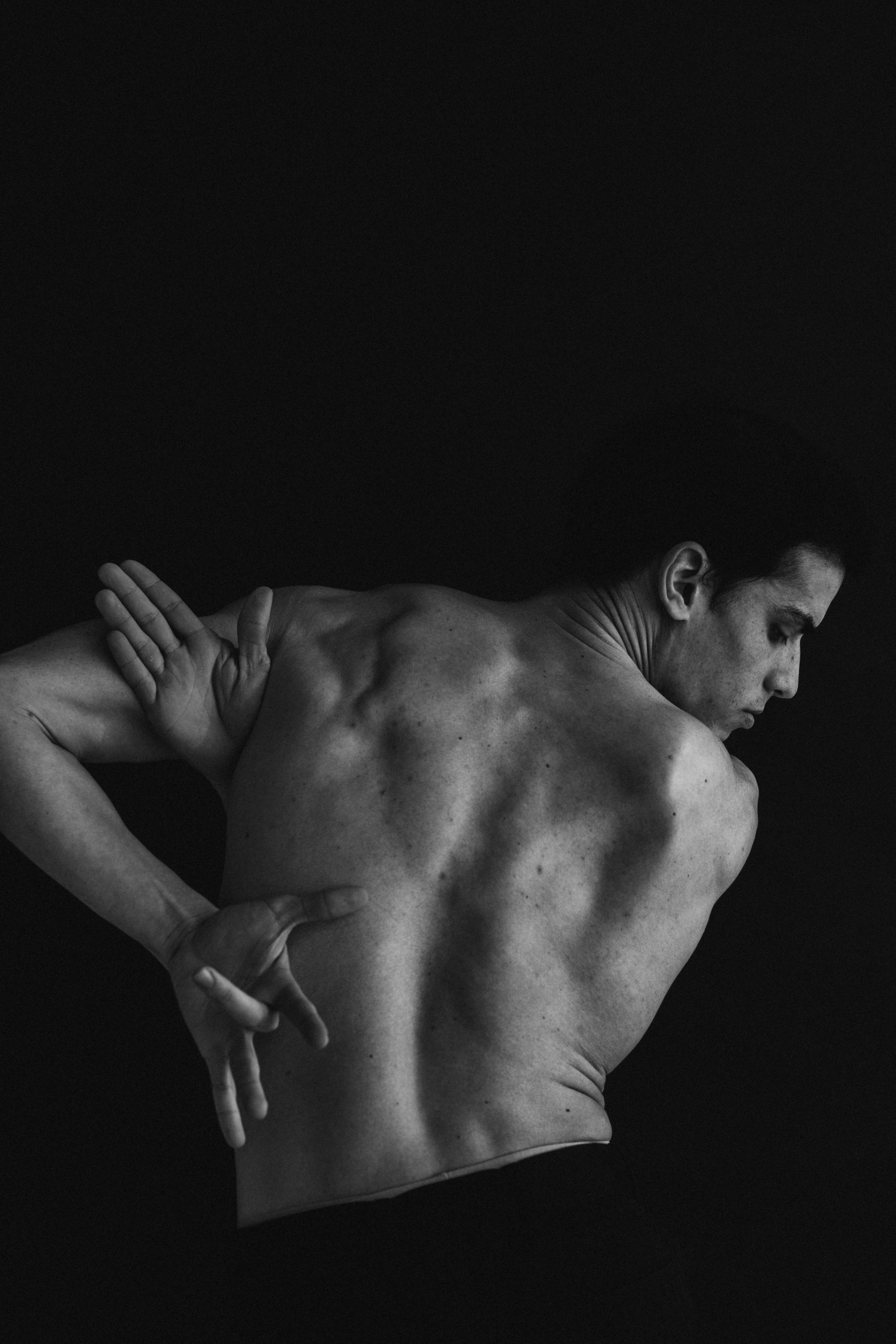 DANCERS. Victoria Olonen – Cinematic Portrait Artist | Helsinki & Europe