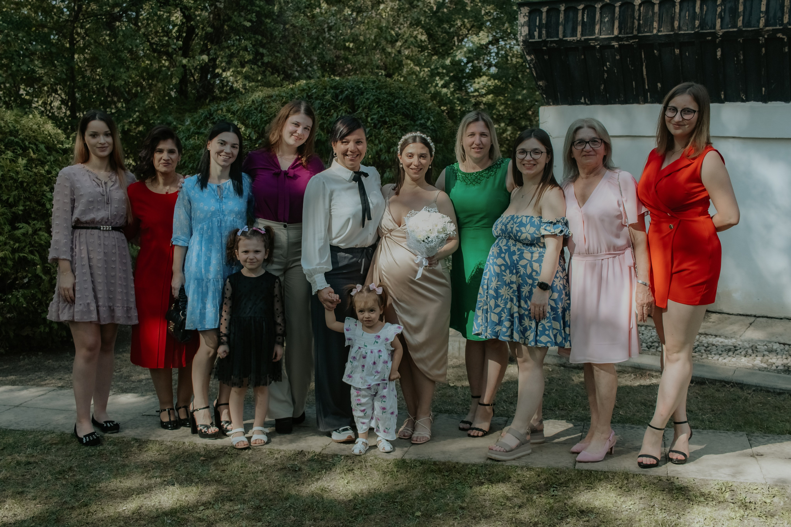 Ana & Alex. Fotograf si videograf — evenimente si studio