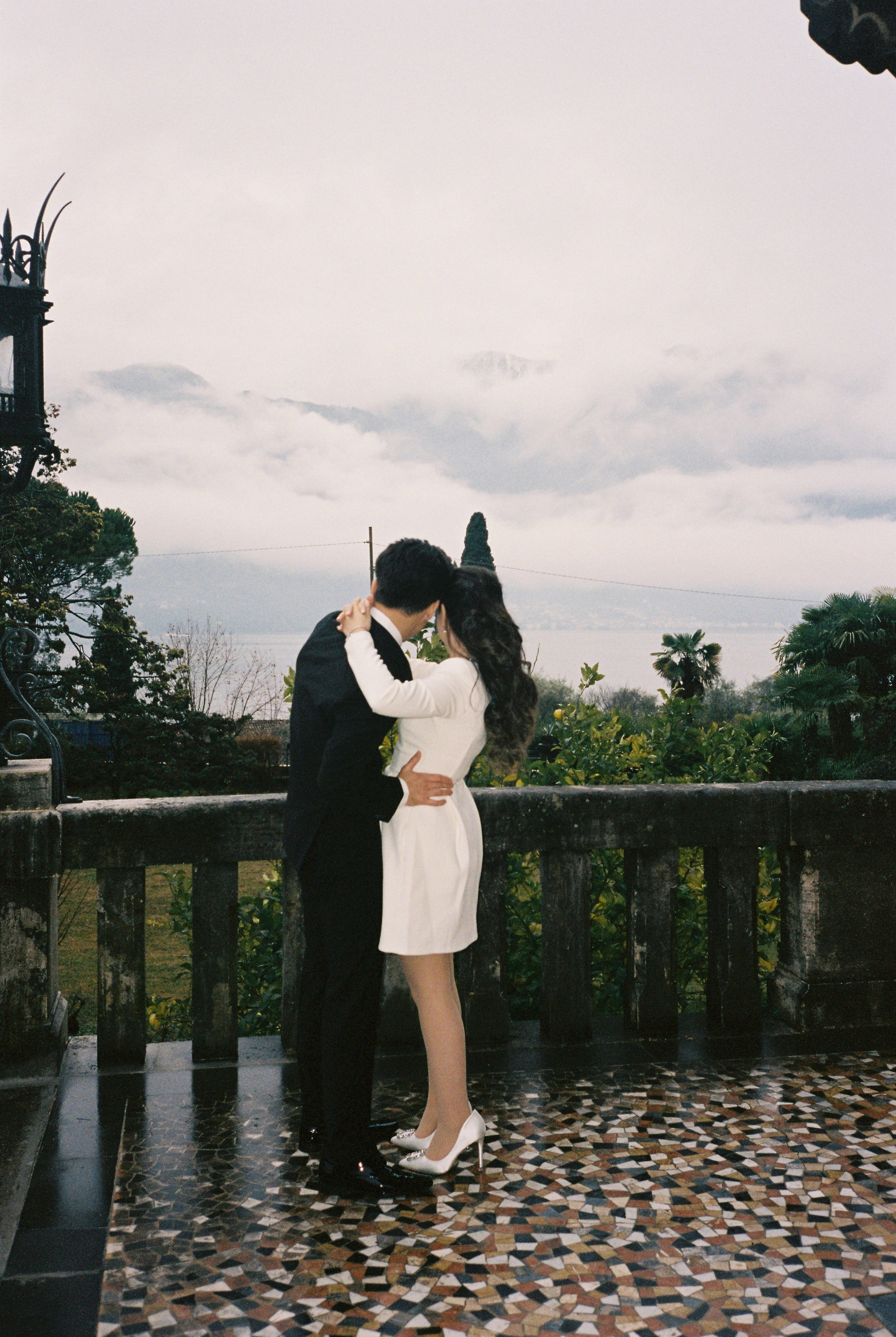 Proposal in Como | Romantic Lake Como Proposal Photoshoot. Wedding photographer in Italy