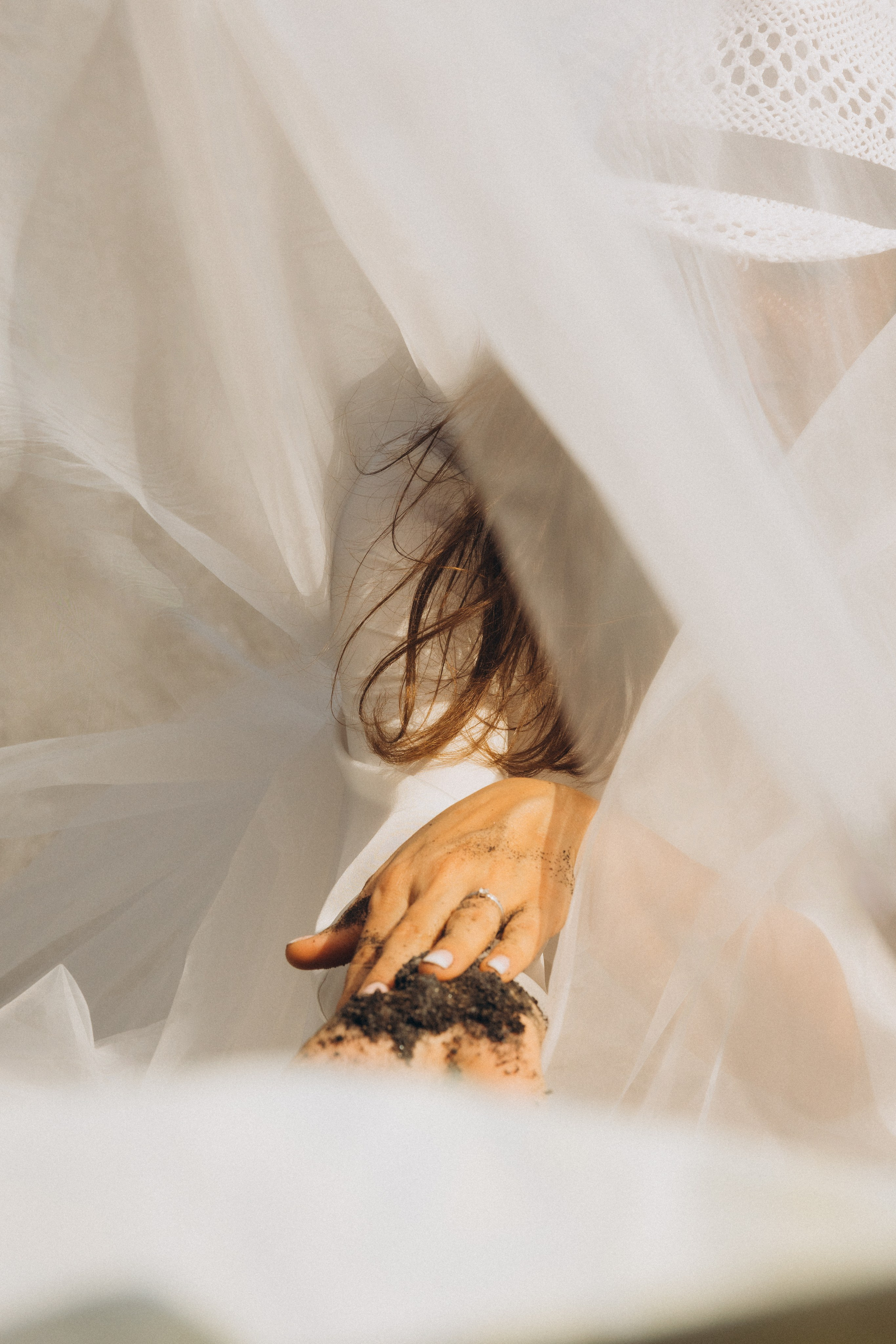 Professional photography by Tatiana Kondratenko, specializing in pre-wedding and couple sessions.