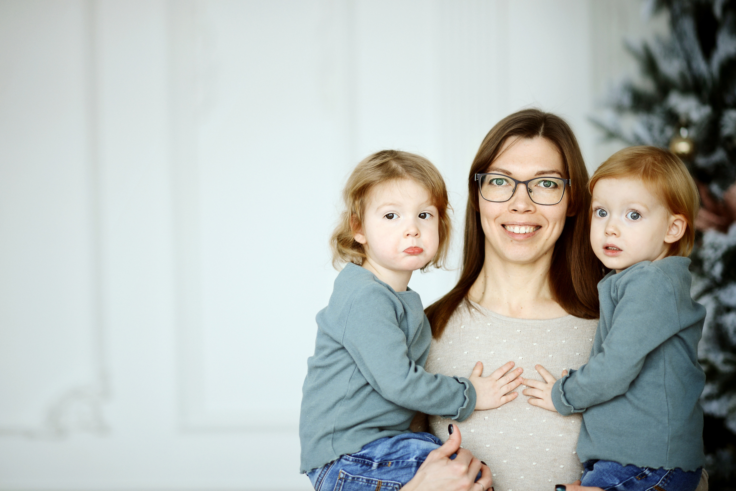 ОЛЬГА И ЕЁ СЕМЬЯ