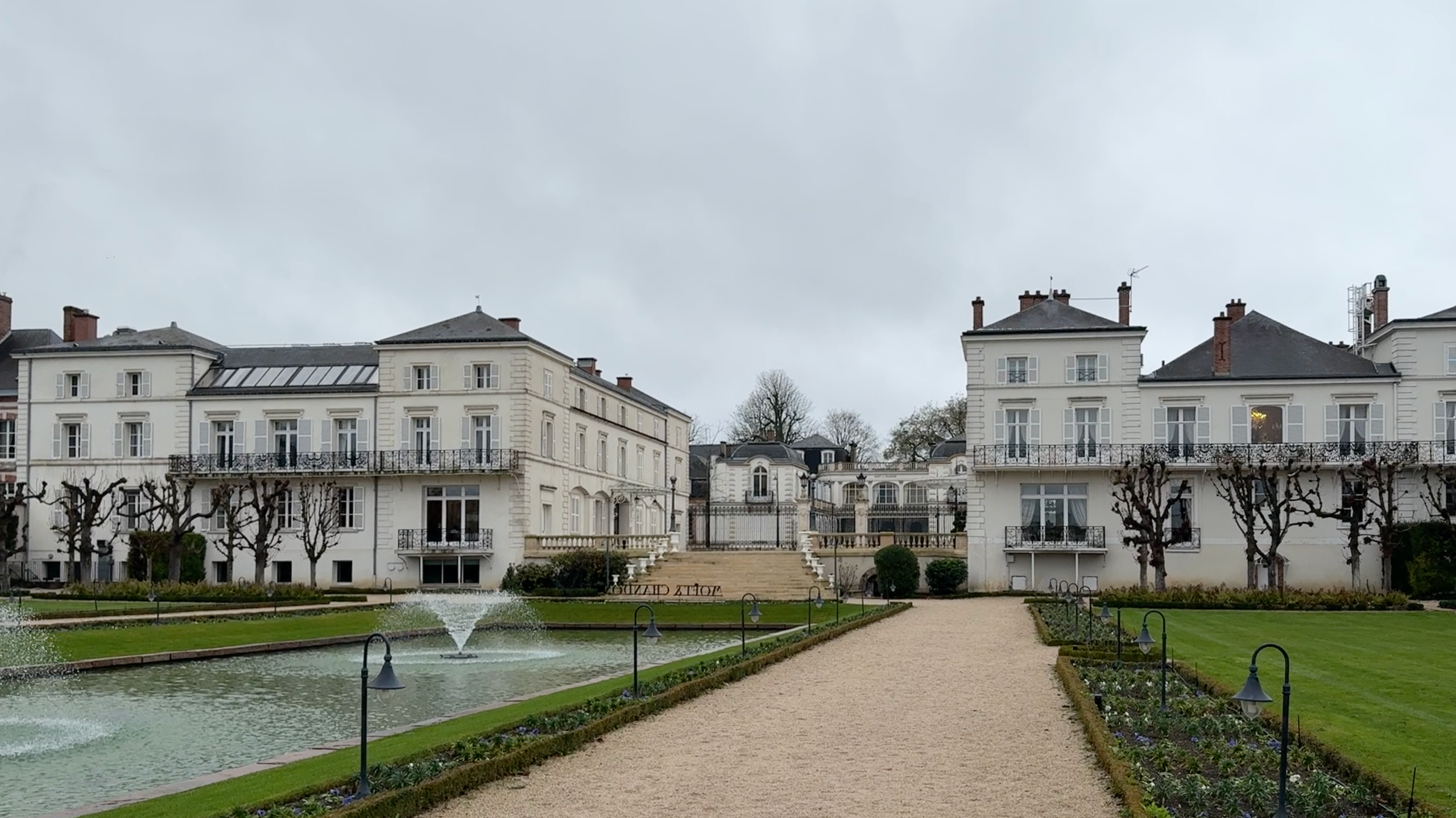 A Photographer’s Journey Through Champagne: A Corporate Perspective on Three Iconic Maisons. Евгения Смирнова — фотограф в Тулузе и юго-западной Франции