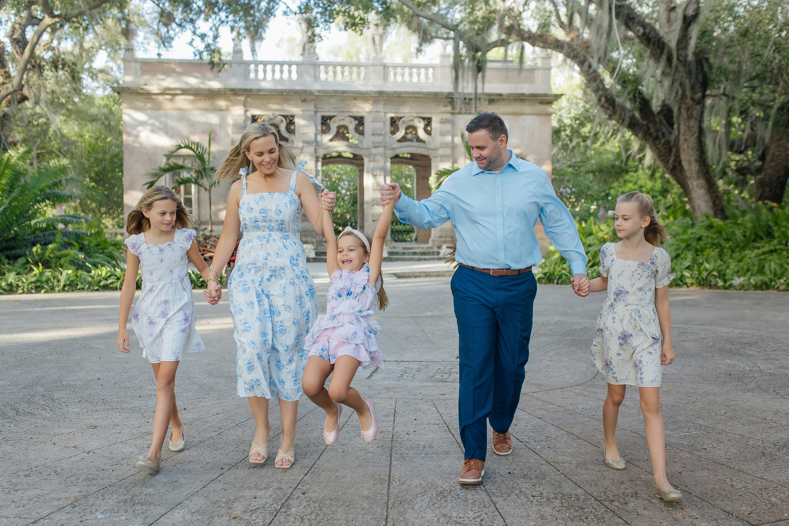 Vizkaya Family Session. Family and Event photographer in Homestead and Miami areas of Florida