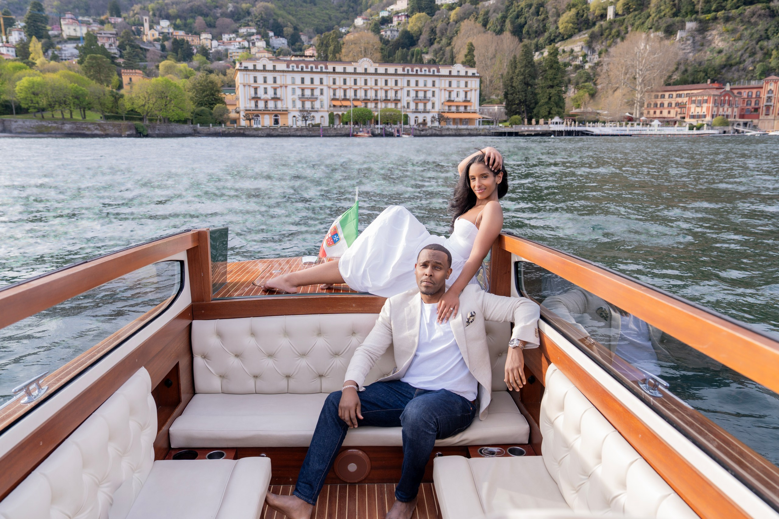 Boat proposal. Fotografo matrimonio Lago di Como Ferrari Media Production