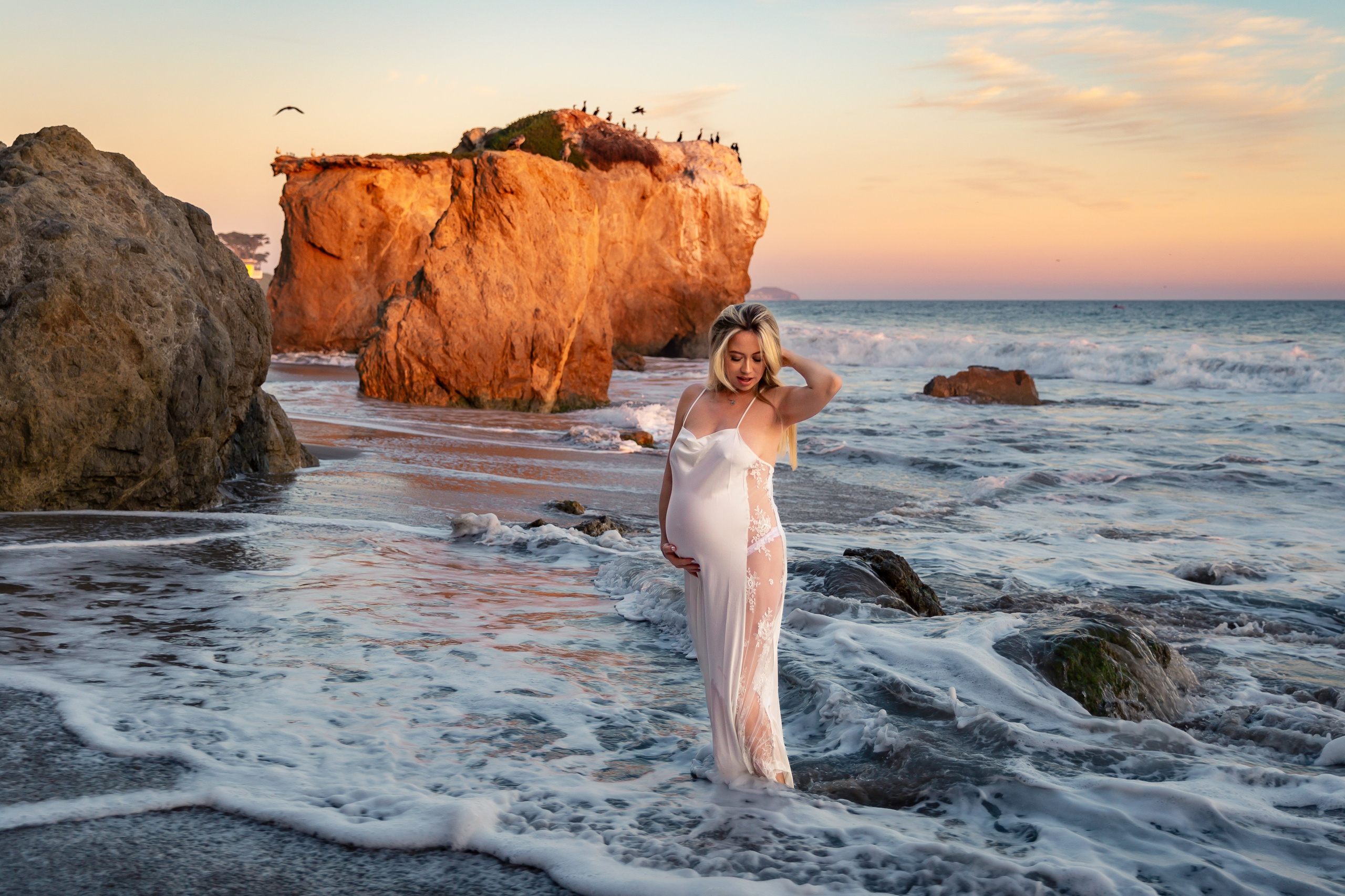 Maternity. Los Angeles portrait photographer Valeria Kasatkina