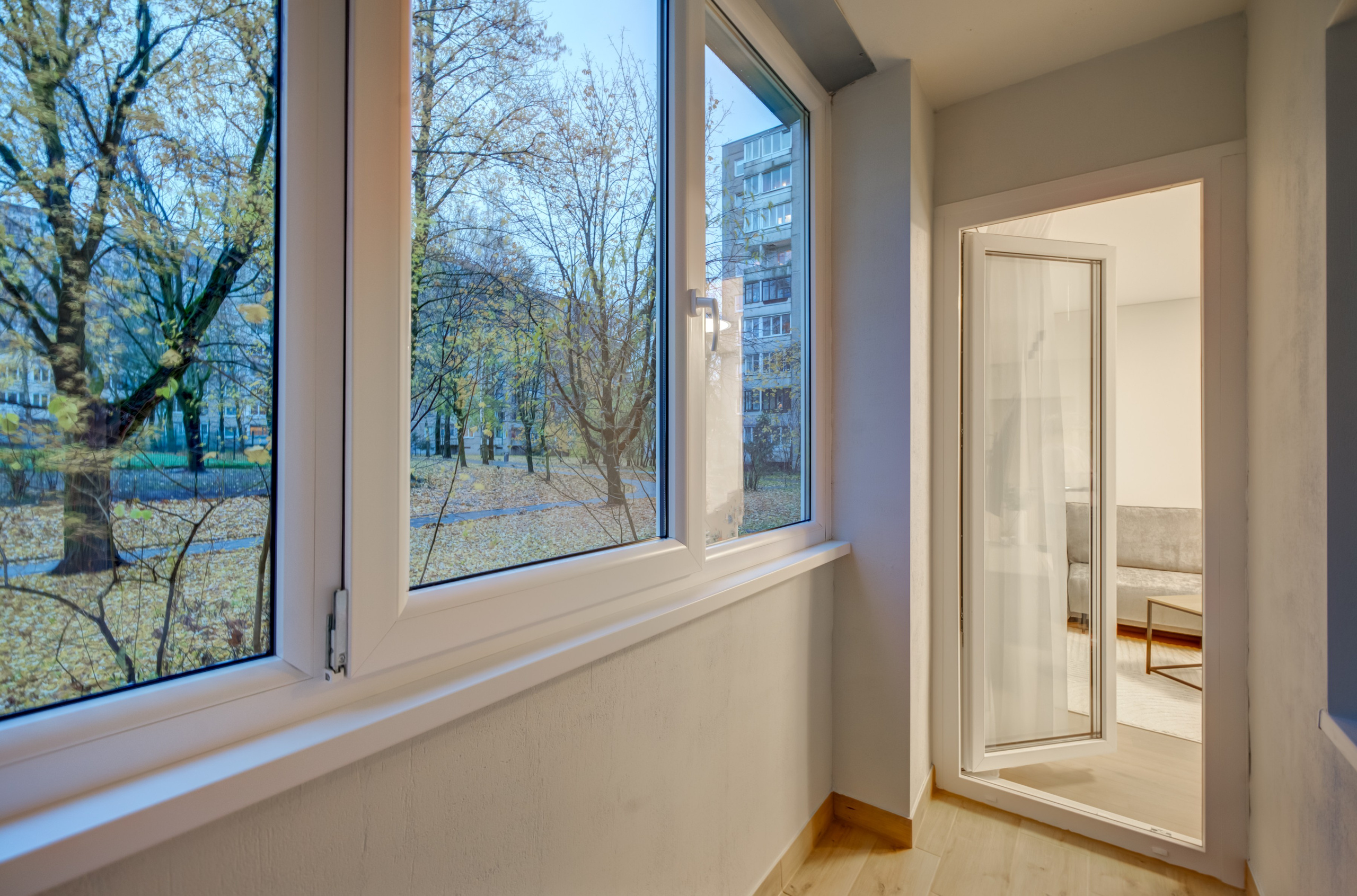 2-jų kambarių buto fotosesija. Balkonas. sapiegafoto.lt