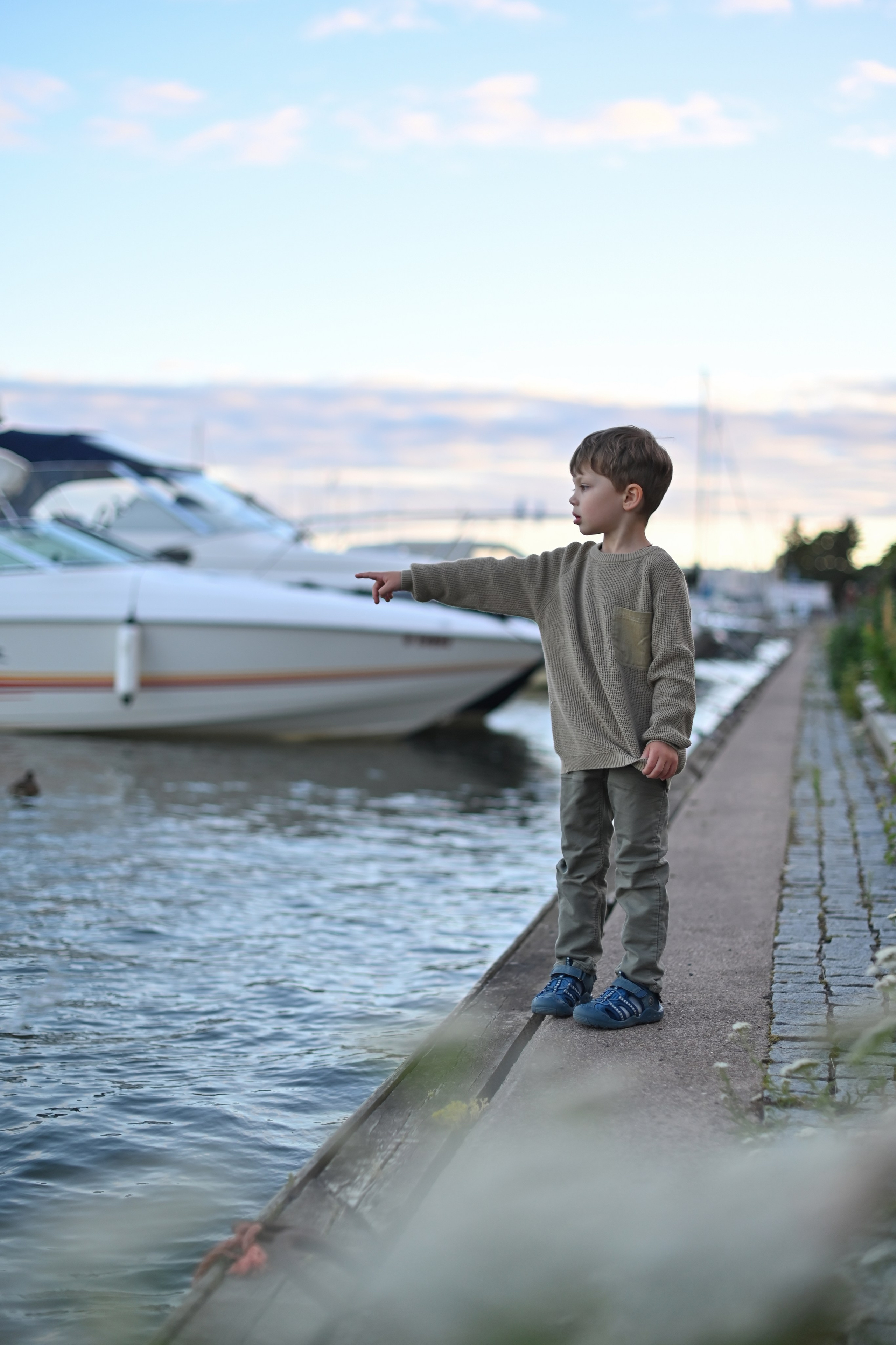 На детской площадке. Детский и семейный фотограф в финляндии дина пулкка. контент фотограф