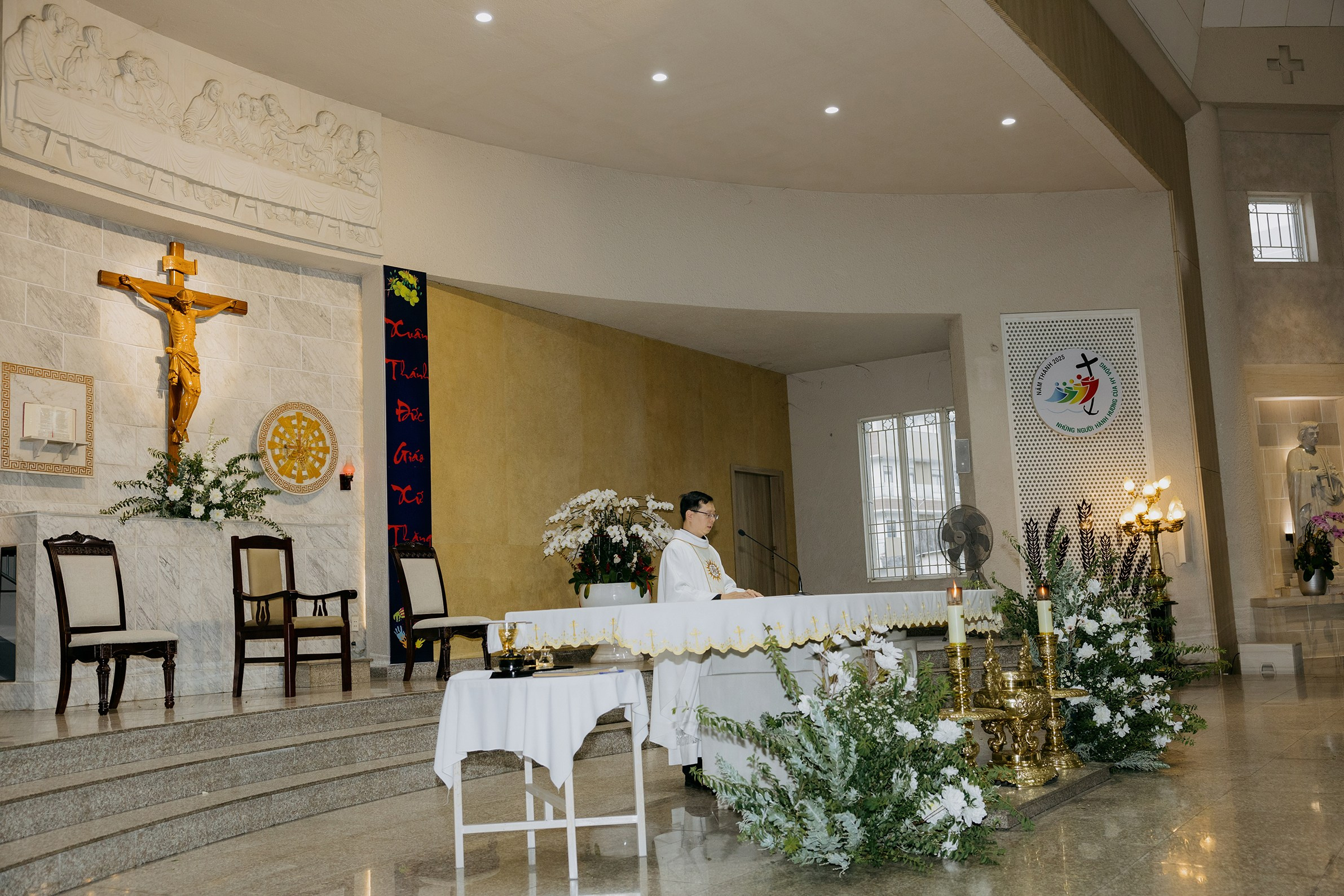 Church Wedding / Nica & Xavier. Nhiếp ảnh gia đám cưới hàng đầu tại Thành Phố Hồ Chí Minh