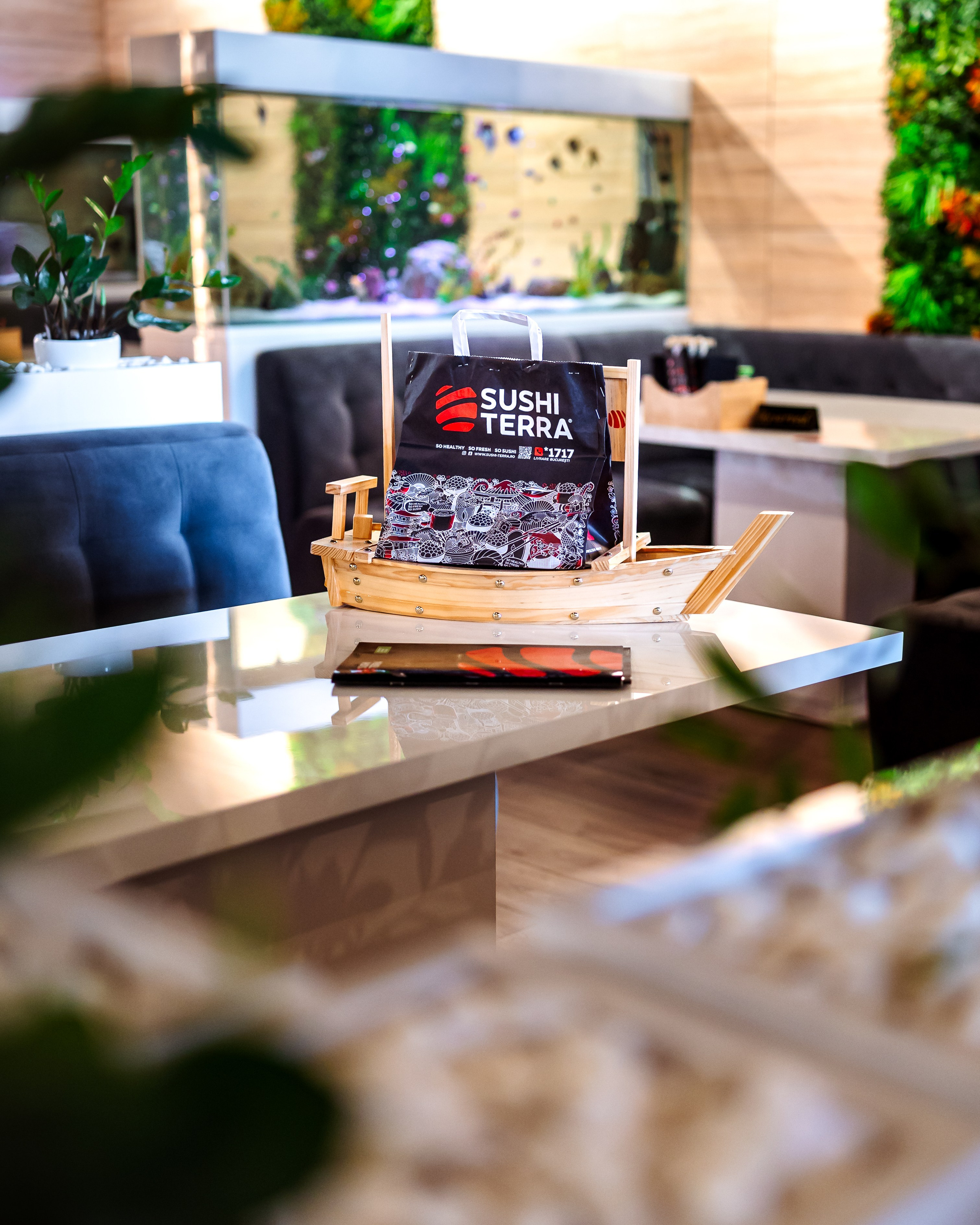 Sushi Terra. Marius Ciocan