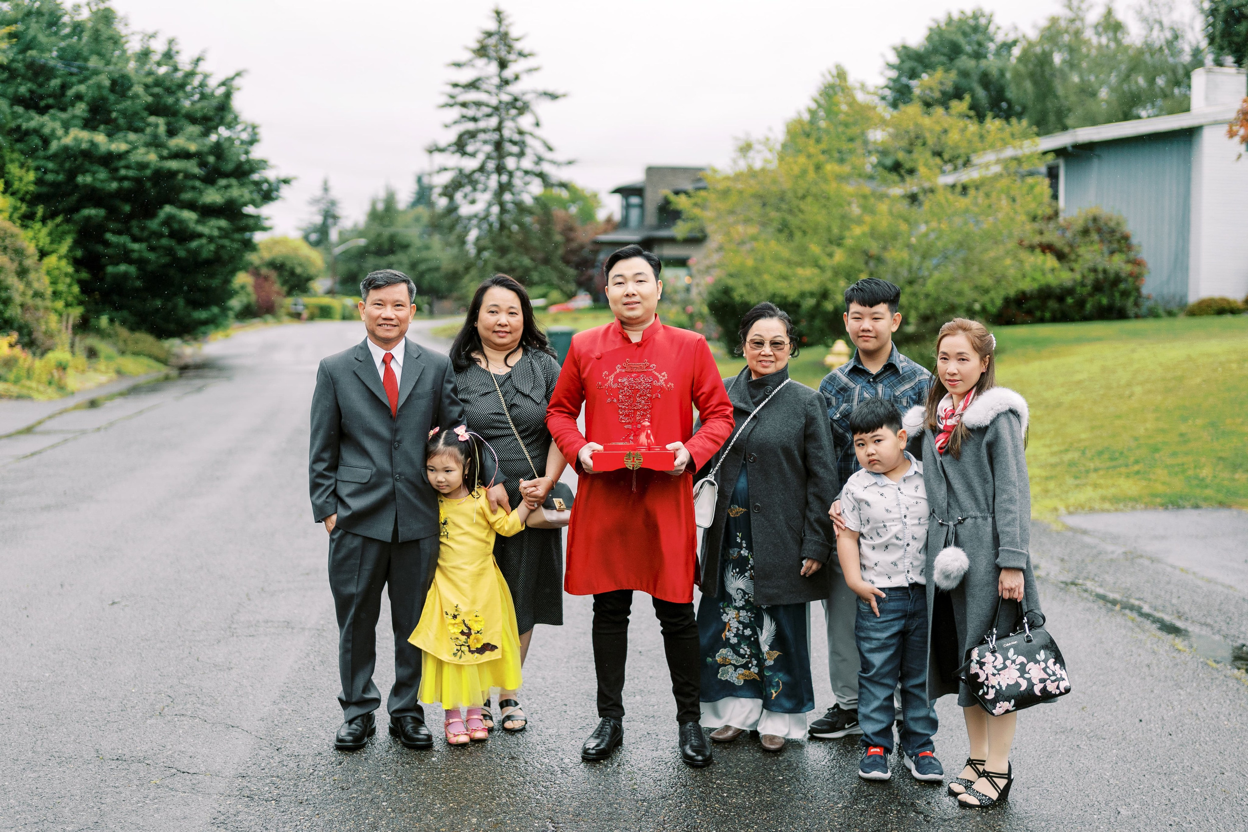 Vietnamese Tea Ceremony. Bellevue, WA. July 2024. EVAN ARISTOV WEDDING PHOTOGRAPHY — Seattle Wedding Photographer