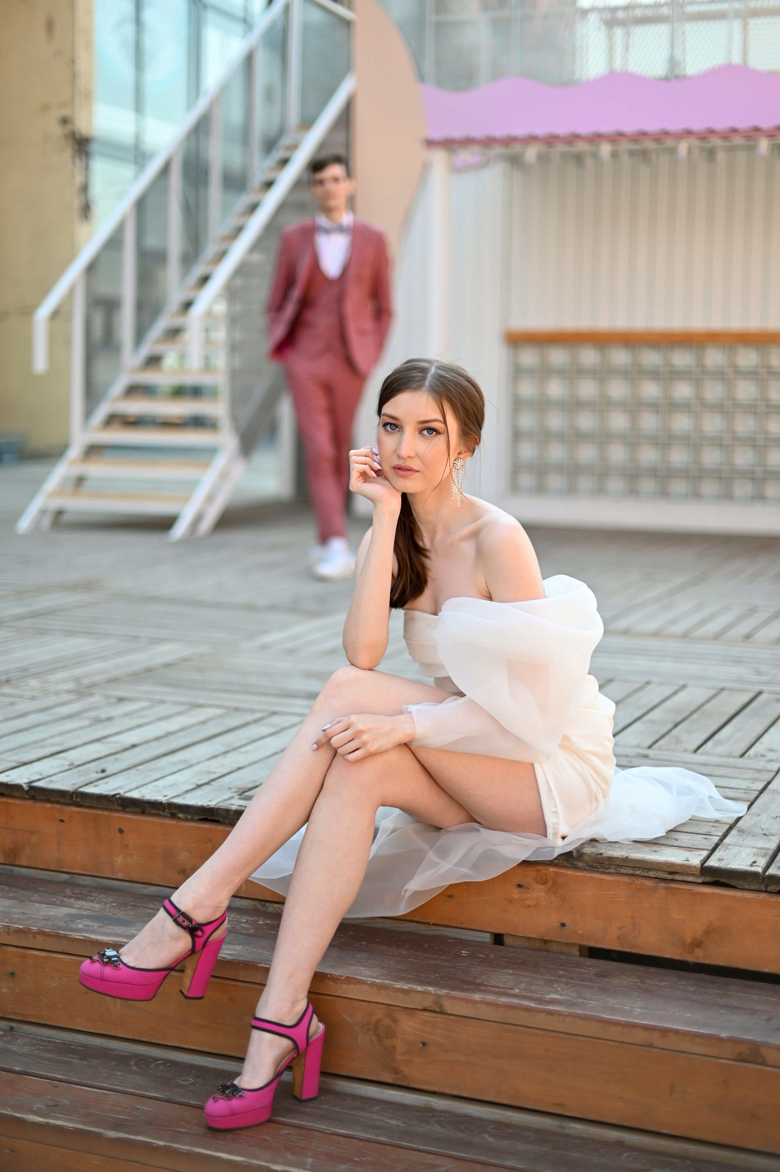 Свадебная прогулка в стиле Moschino. Детский и семейный фотограф в финляндии дина пулкка. контент фотограф