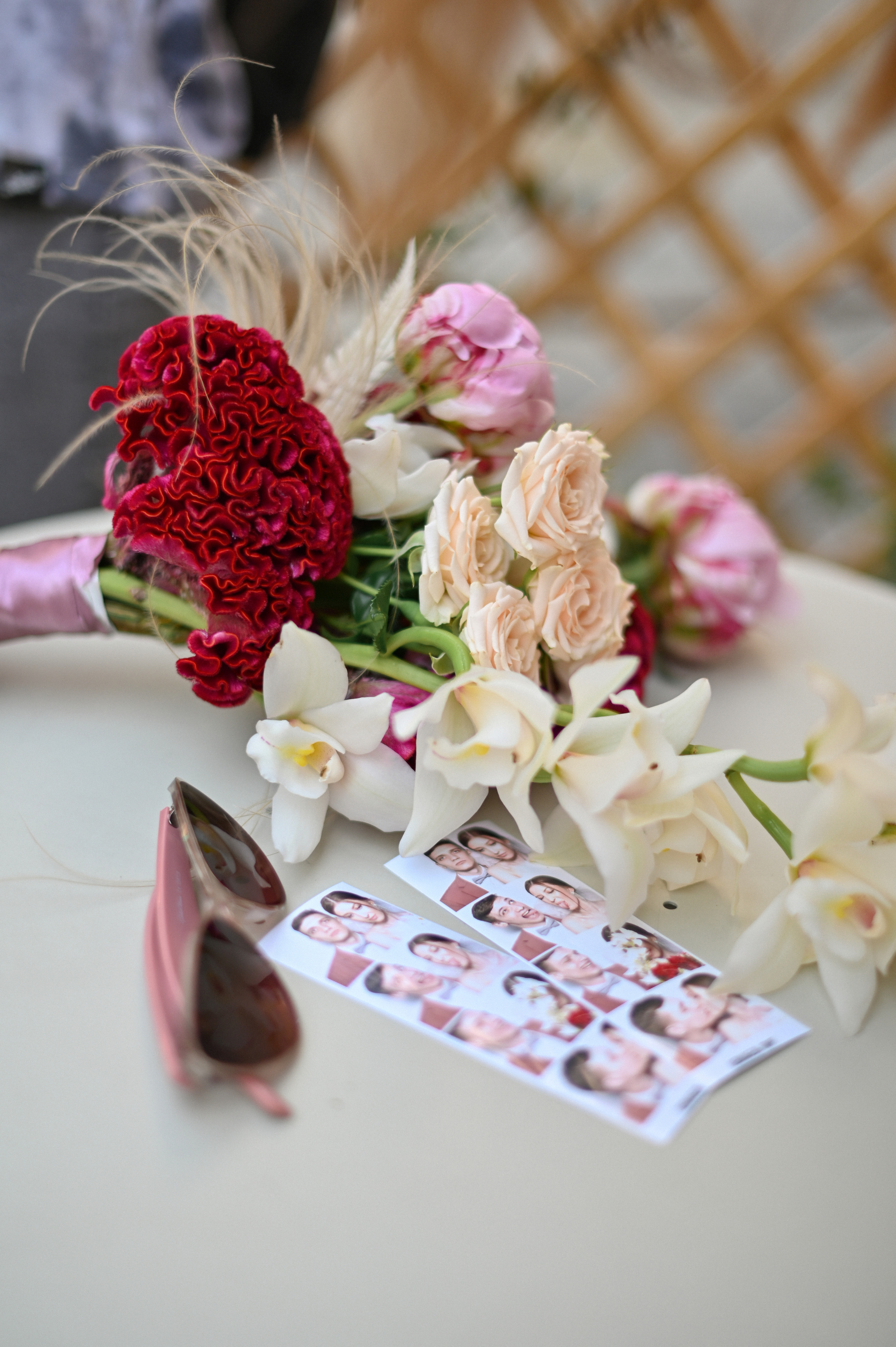 Свадебная прогулка в стиле Moschino. Детский и семейный фотограф в финляндии дина пулкка. контент фотограф