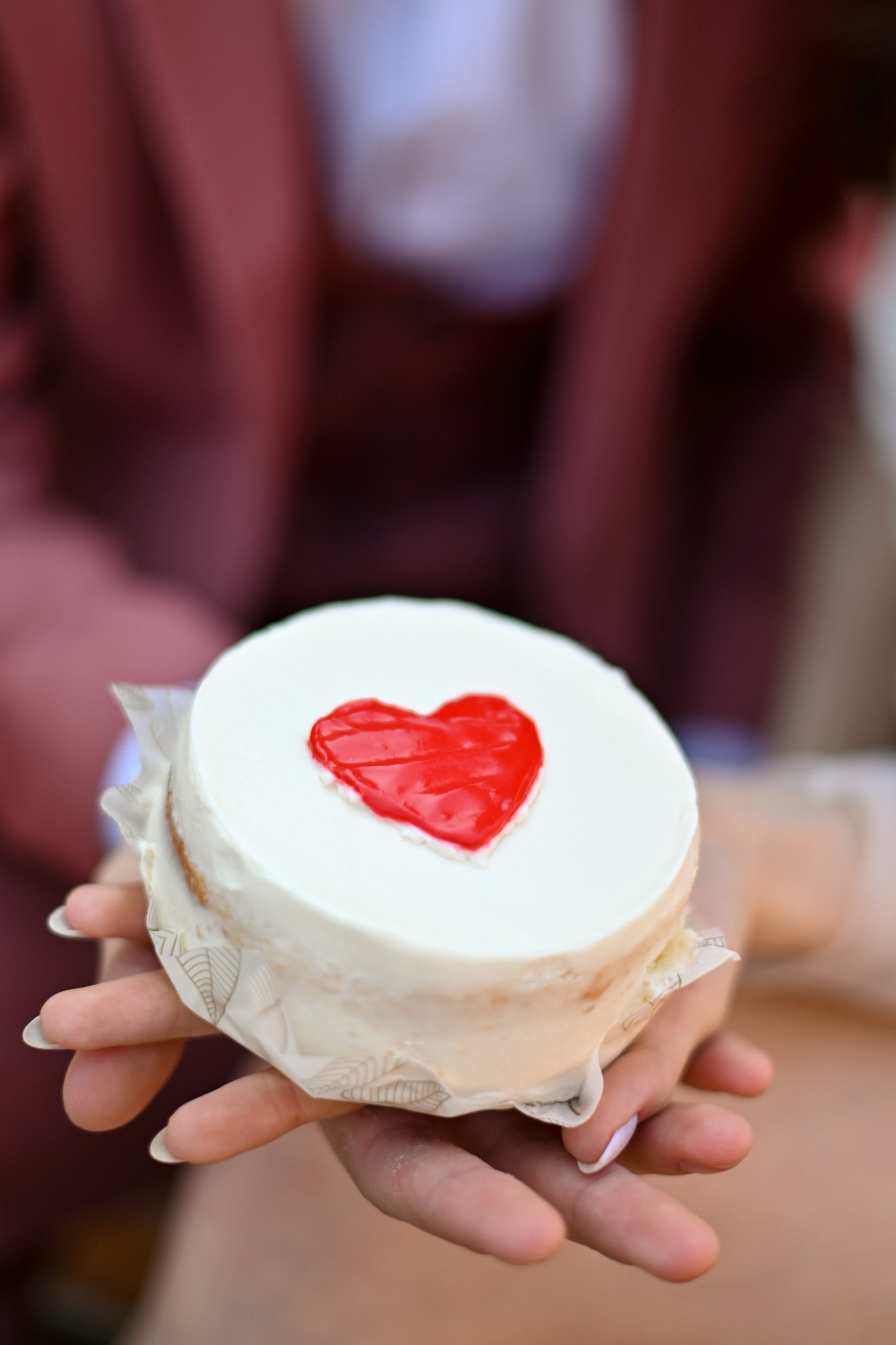 Свадебная прогулка в стиле Moschino. Детский и семейный фотограф в финляндии дина пулкка. контент фотограф