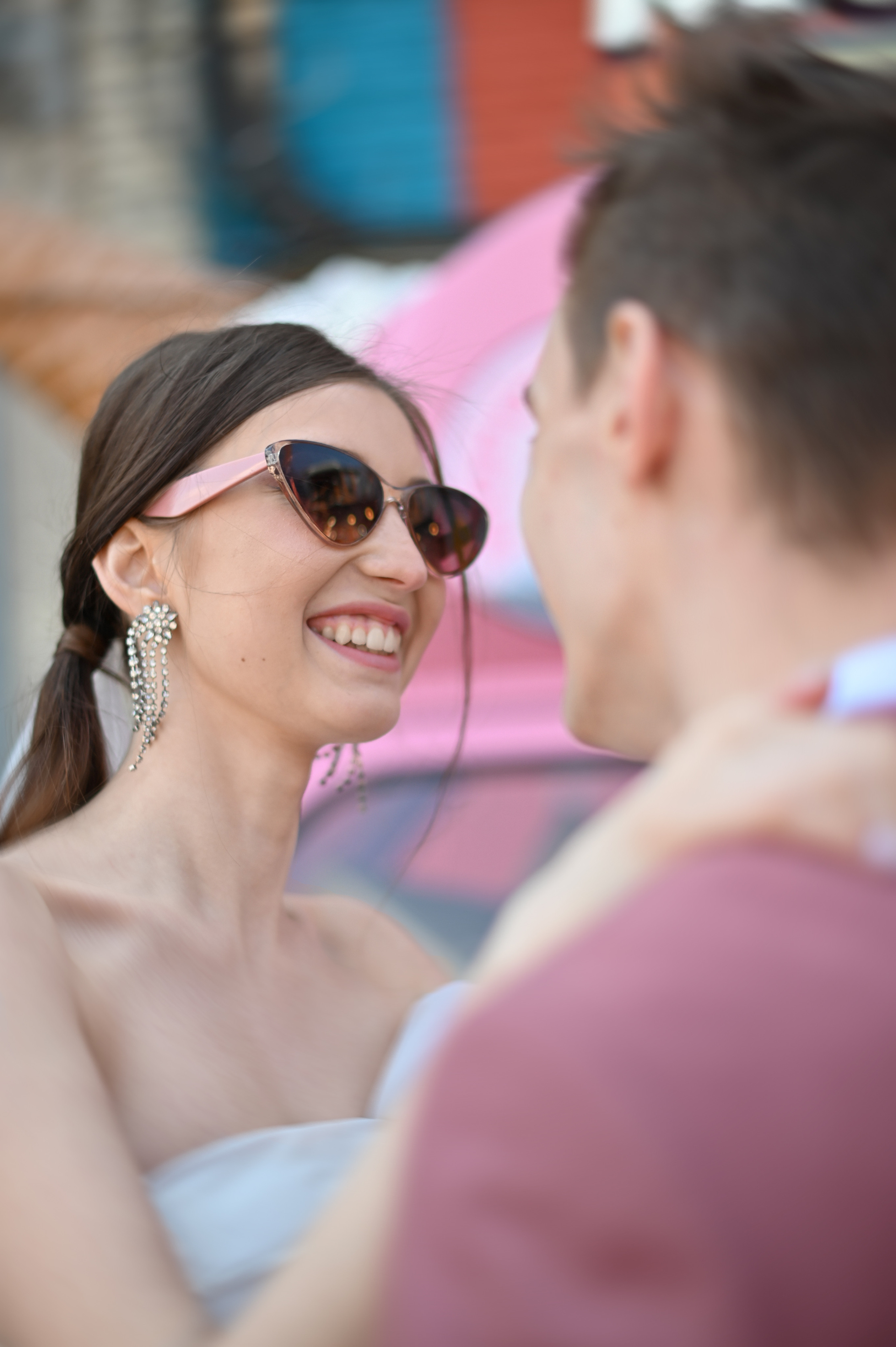 Свадебная прогулка в стиле Moschino. Детский и семейный фотограф в финляндии дина пулкка. контент фотограф