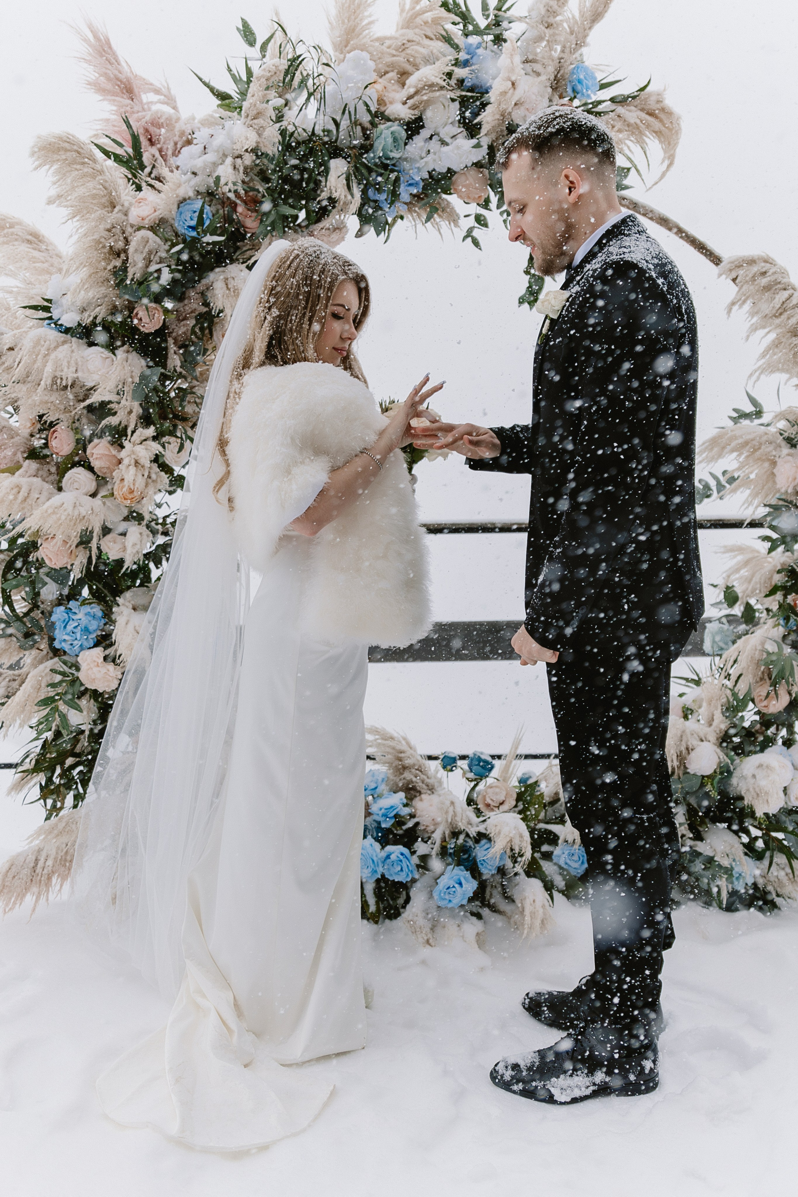 Viktoria & Artem. Photographer Anna Nazarenko