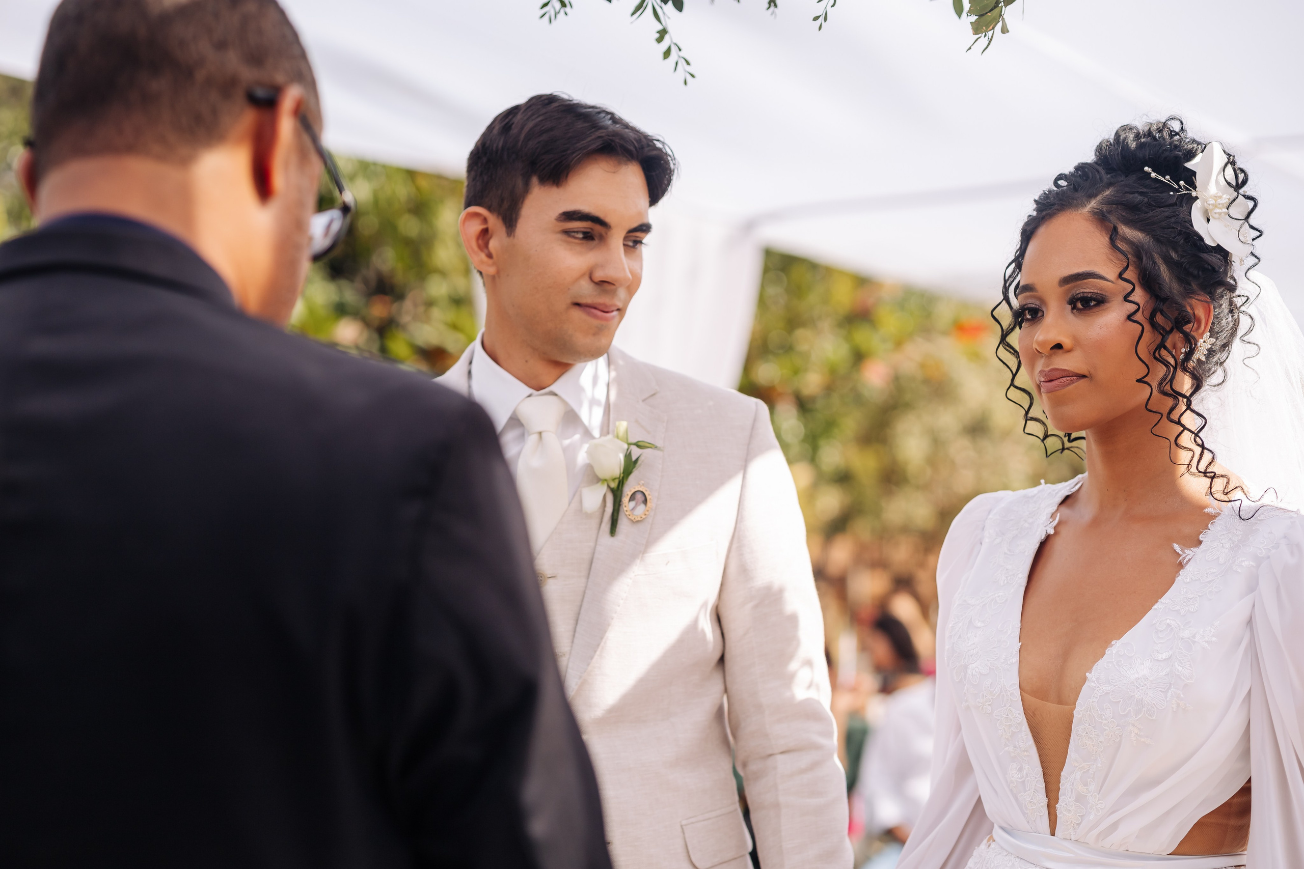 Kênia e Gabriel. Fotografia de casamento e ensaios | Montes Claros/MG