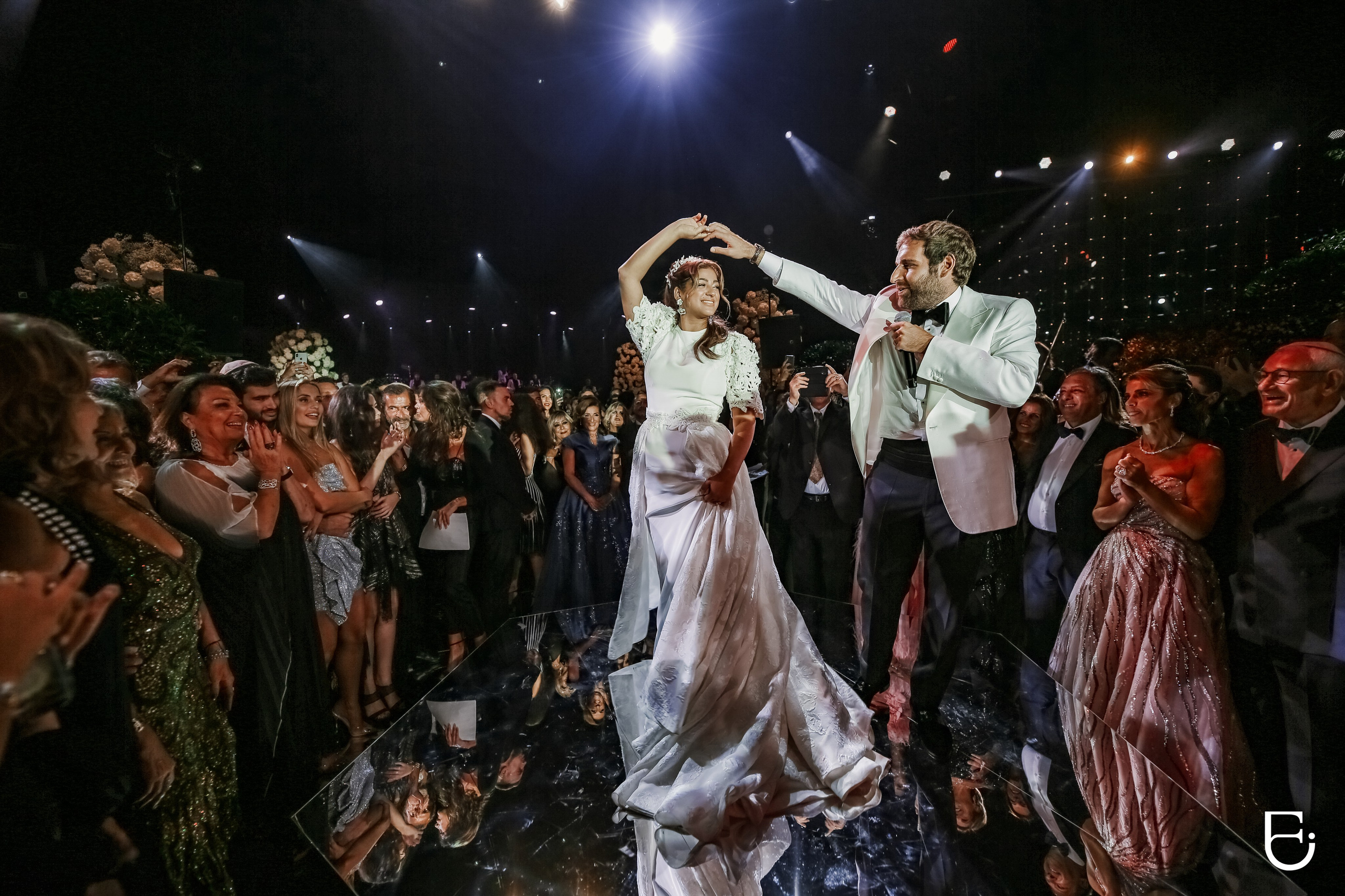 WEDDINGS. CAMELLIA ART PHOTOGRAPHY