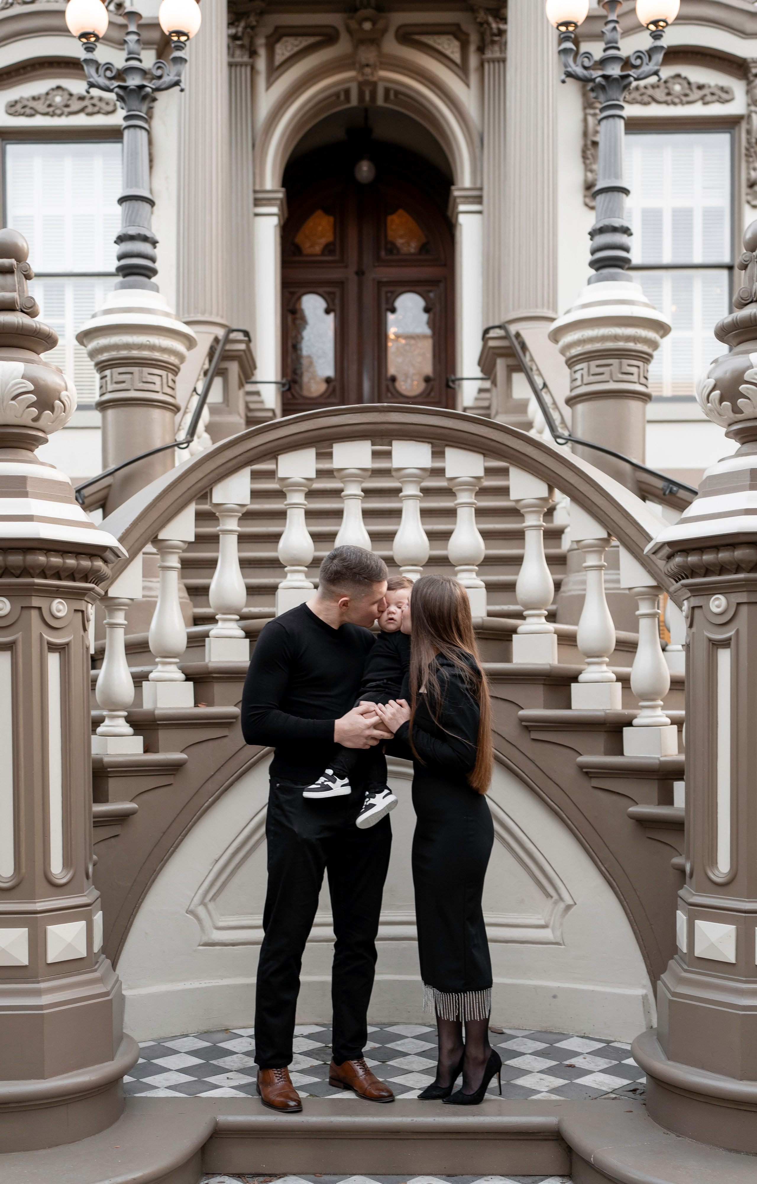 Artem, Nadia & Elisha. Family photographer in Sacramento | Sofia Pavenko