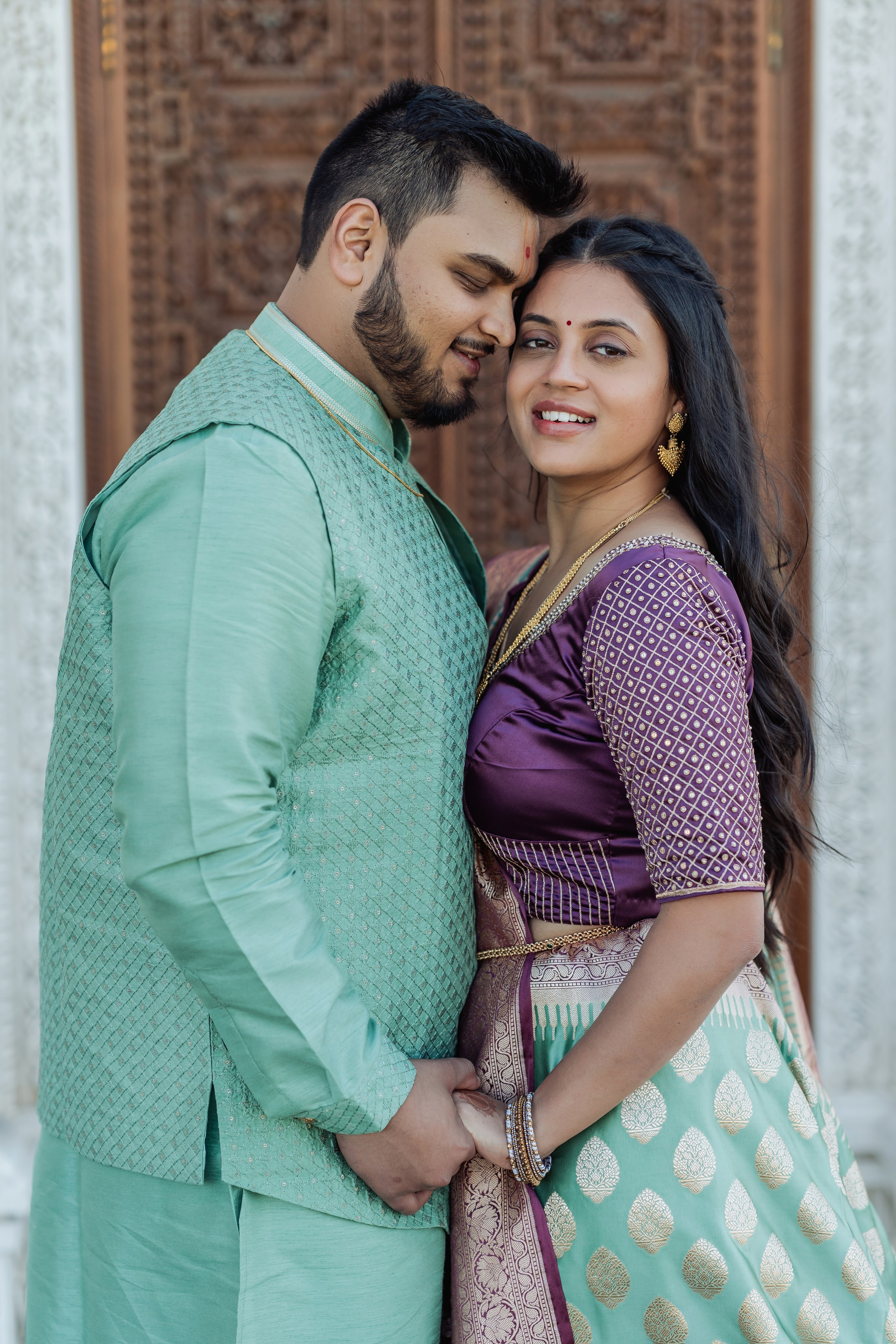 Darshil & Shailja. Wedding Photographer & Cinematographer studios