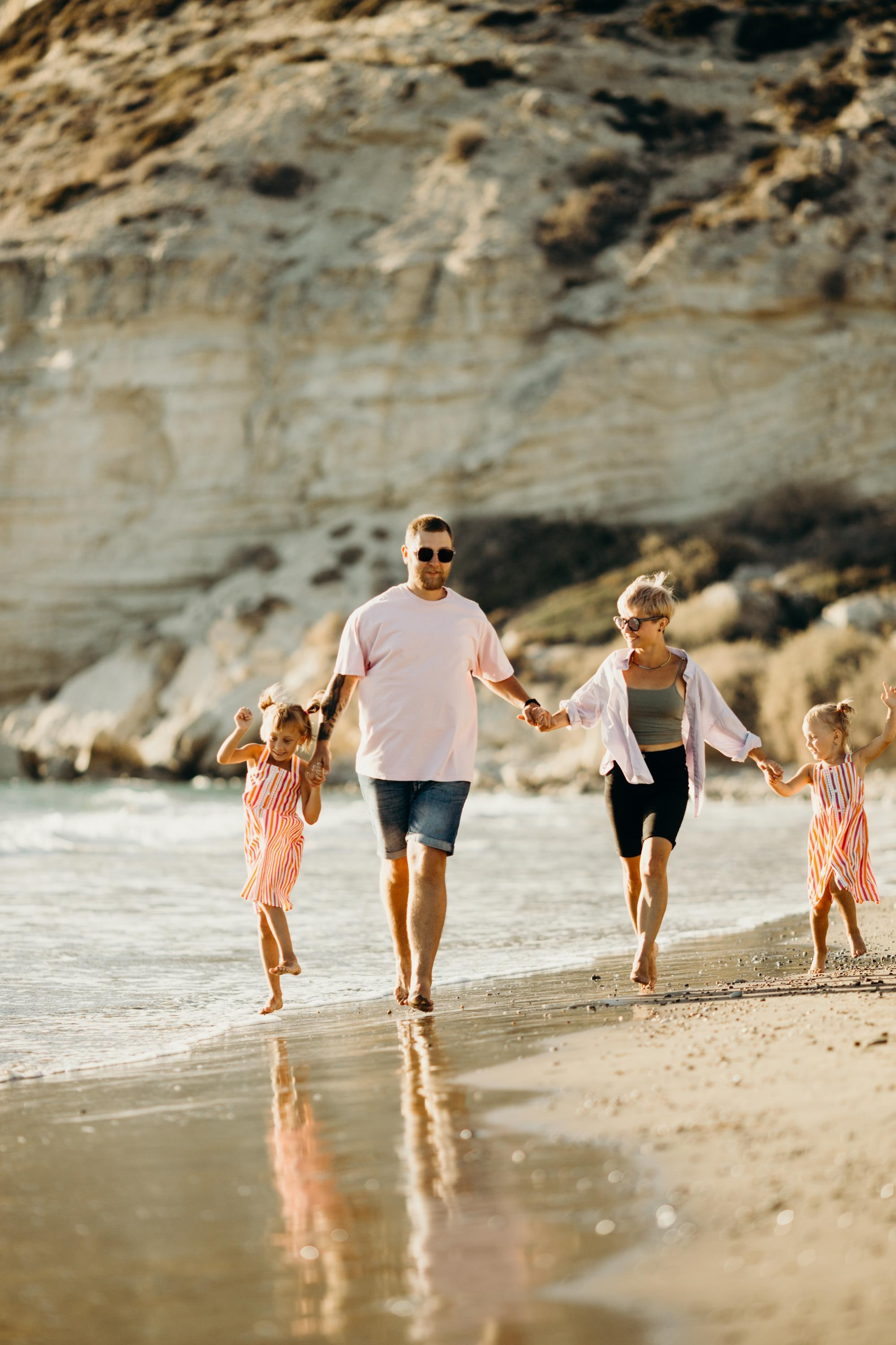 ANYA, JENYA, ARINA & VERA. Family and business portrait’s photographer in Cyprus