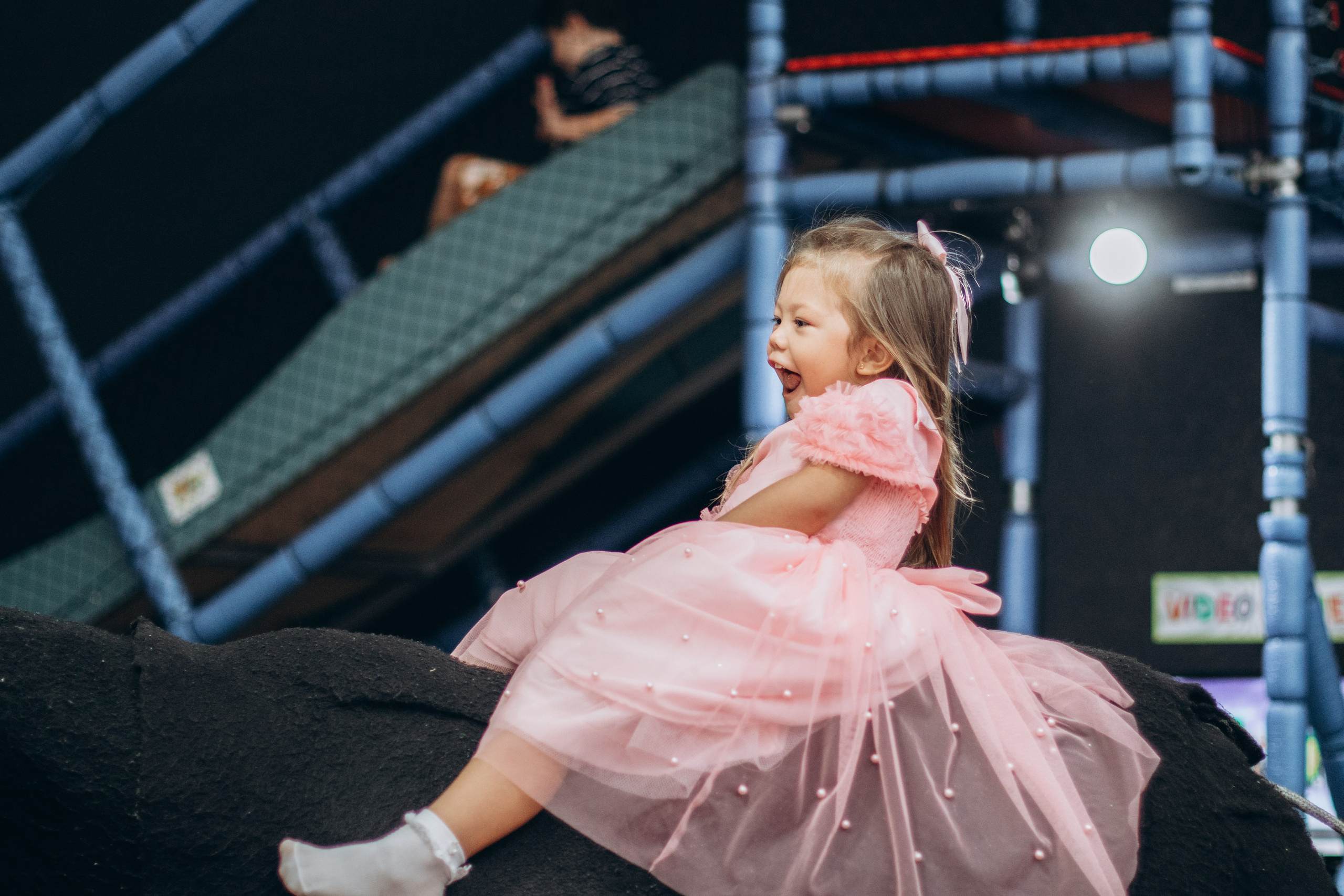 Alice — Aniversário 4 anos. Principal