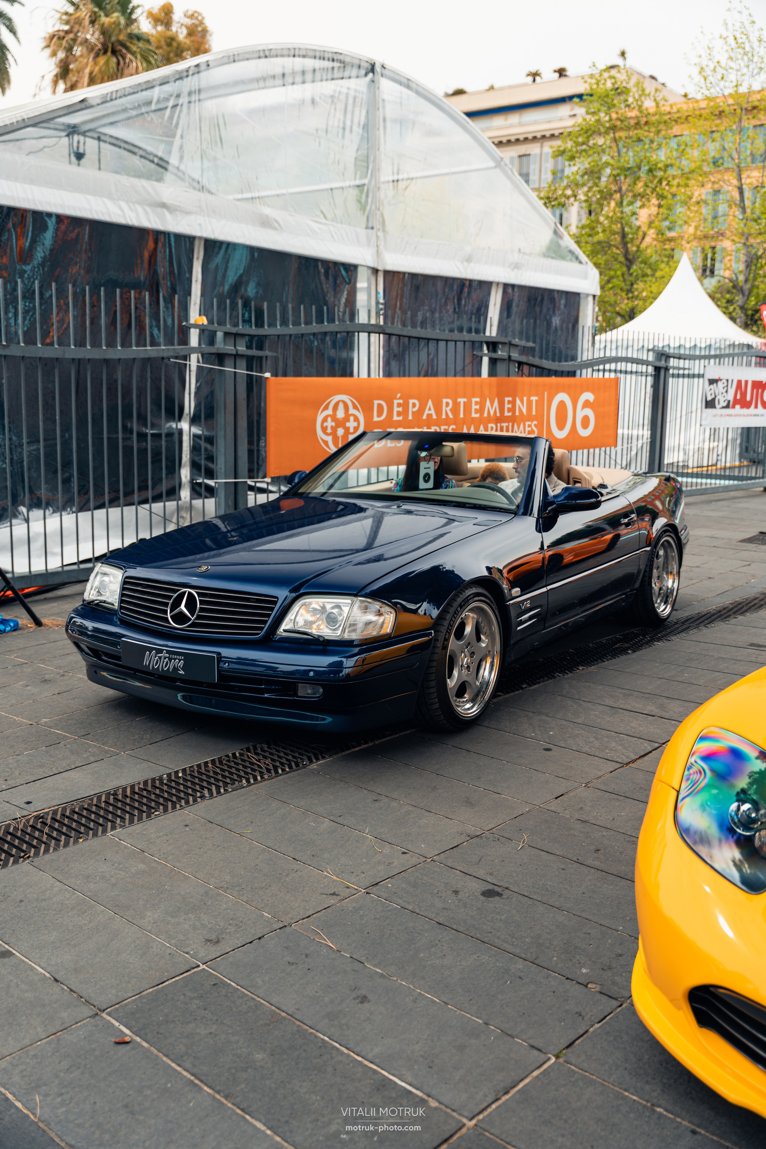 Legends de Nice. Photographe de voitures à Paris — Vitalii Motruk